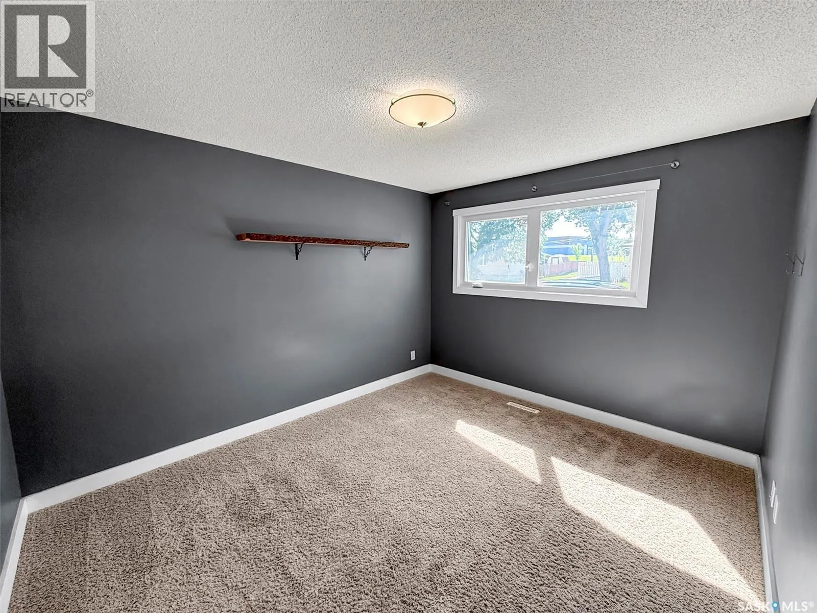 201 Conlin DRIVE