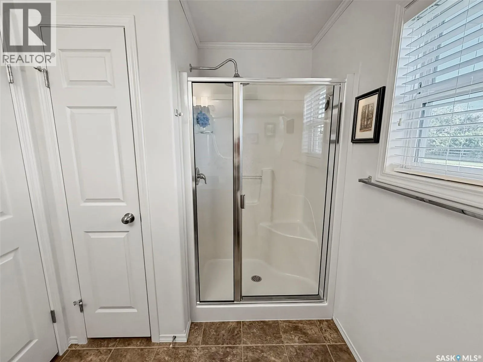 116 Herbert AVENUE