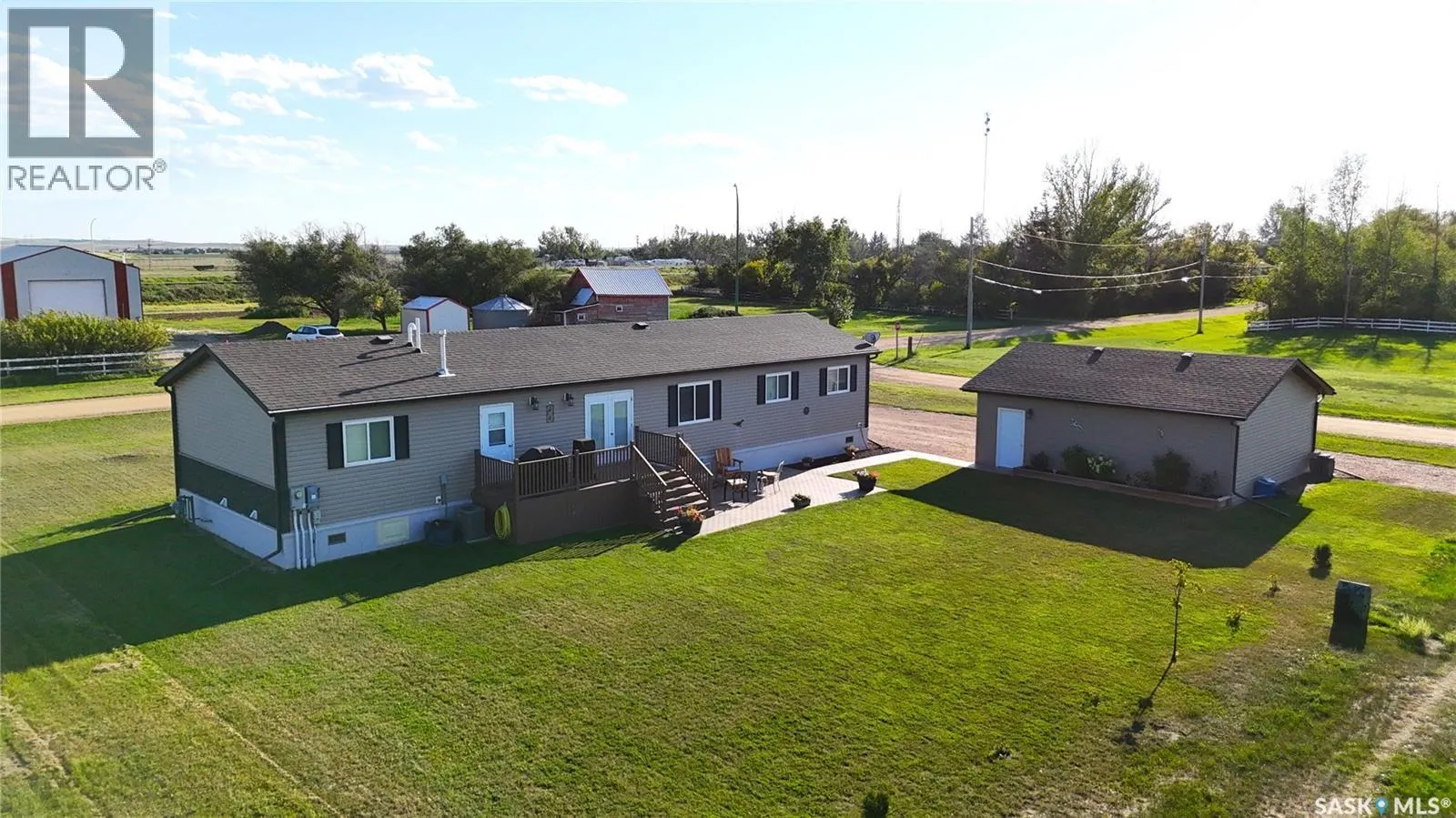 116 Herbert AVENUE