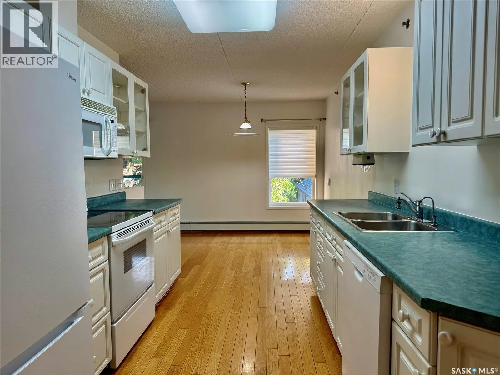 207 740 9th STREET