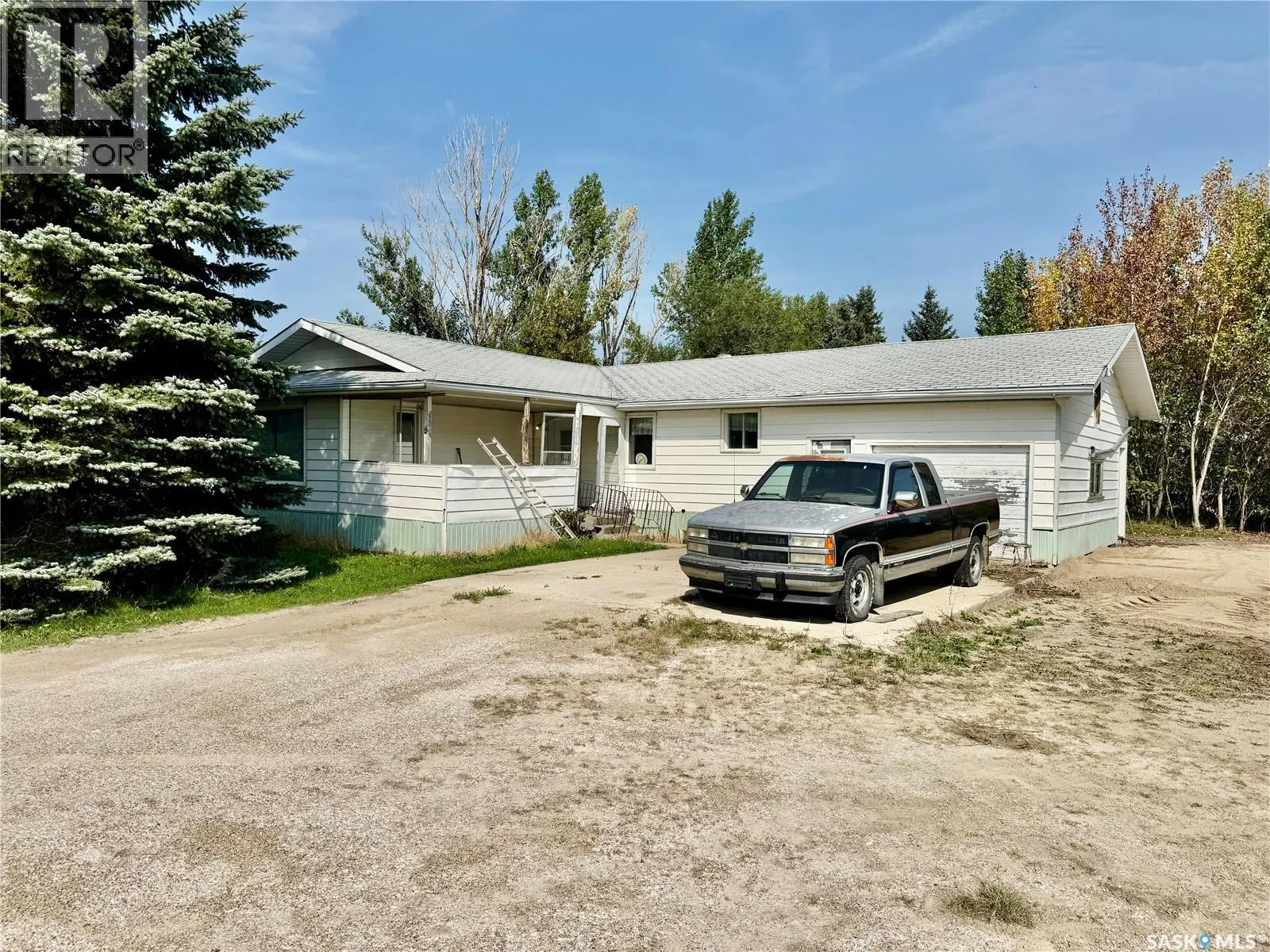 332 Norreys STREET
