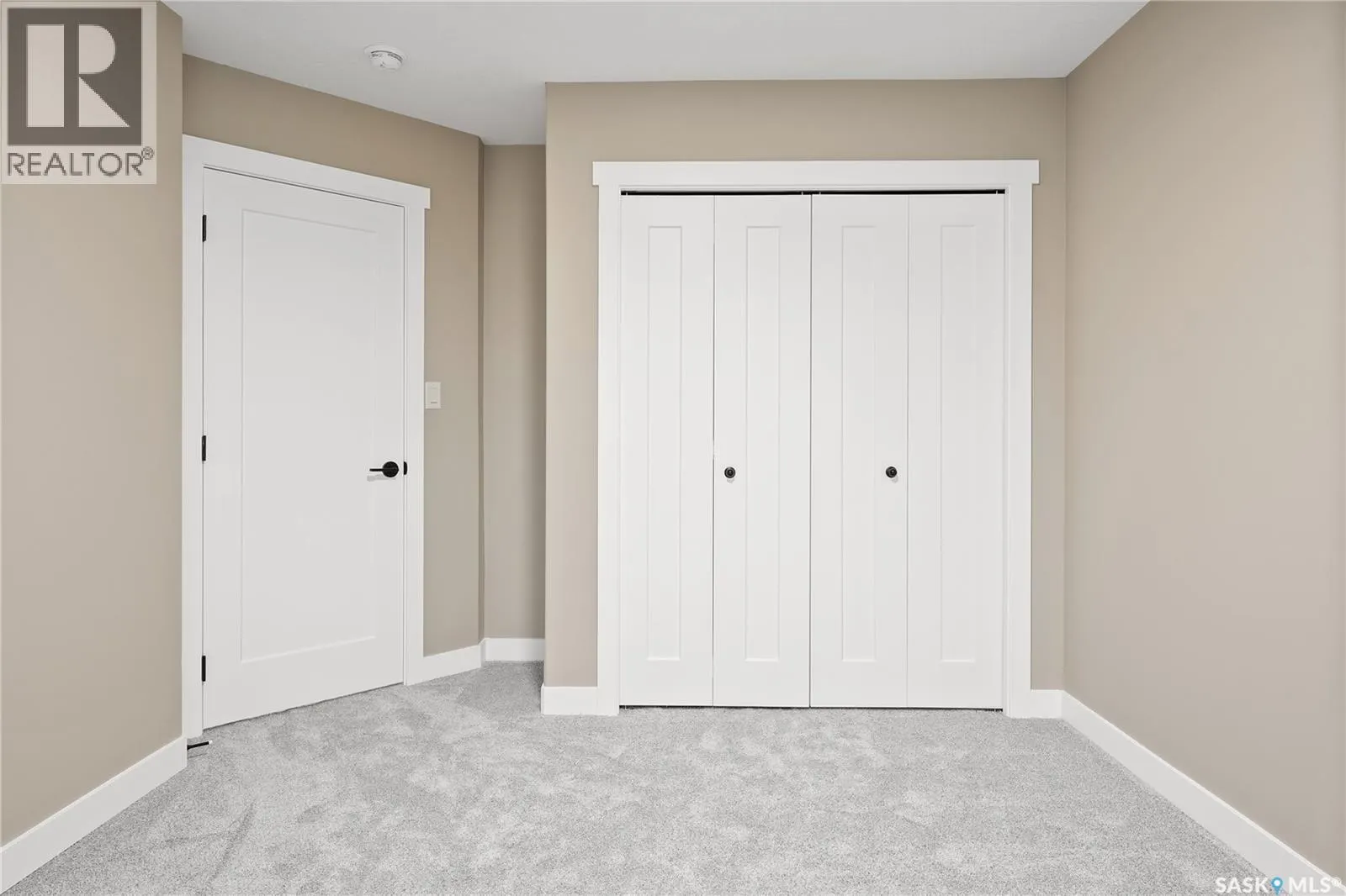 120 Reddekopp CRESCENT