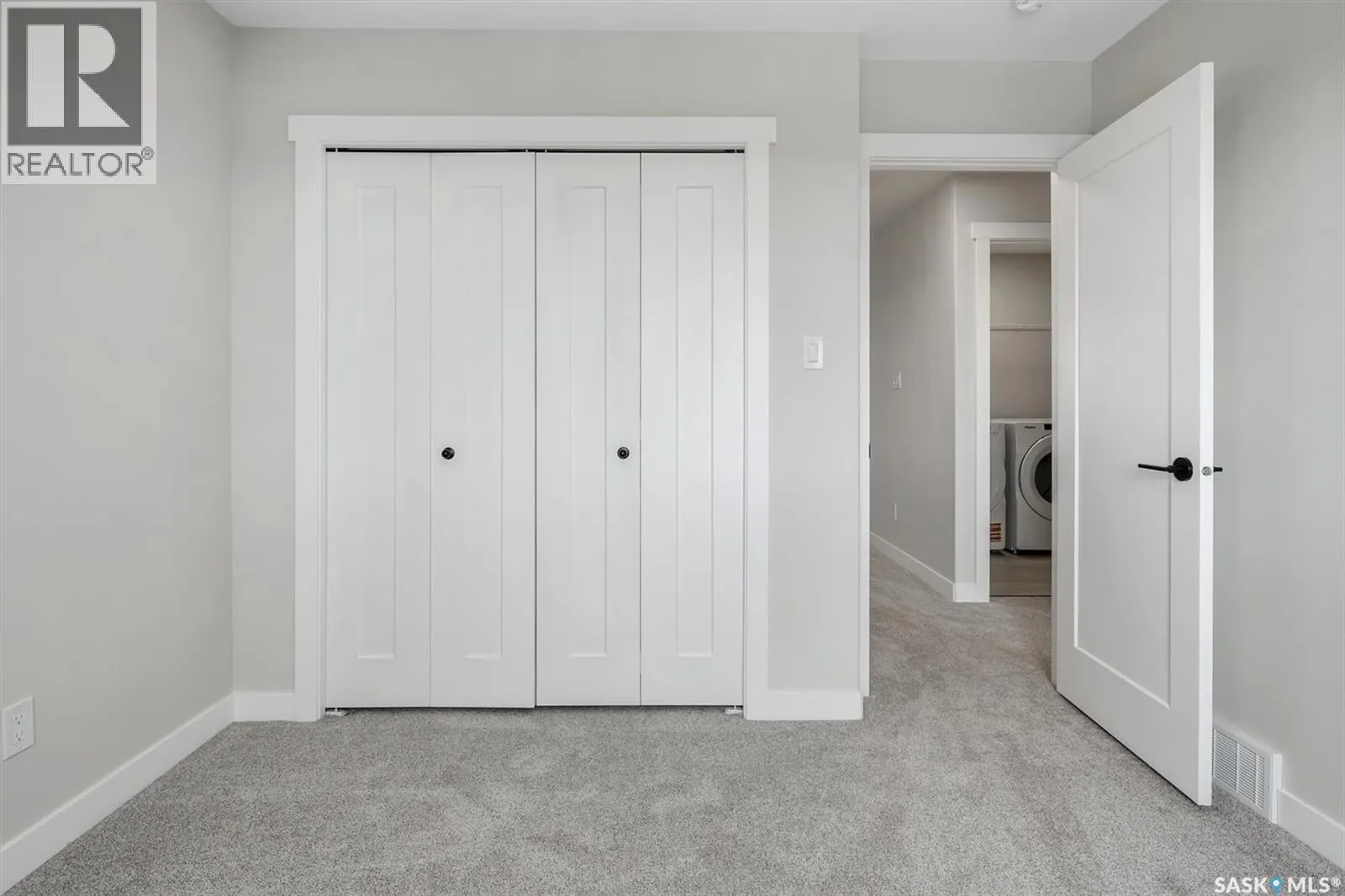 122 Reddekopp CRESCENT