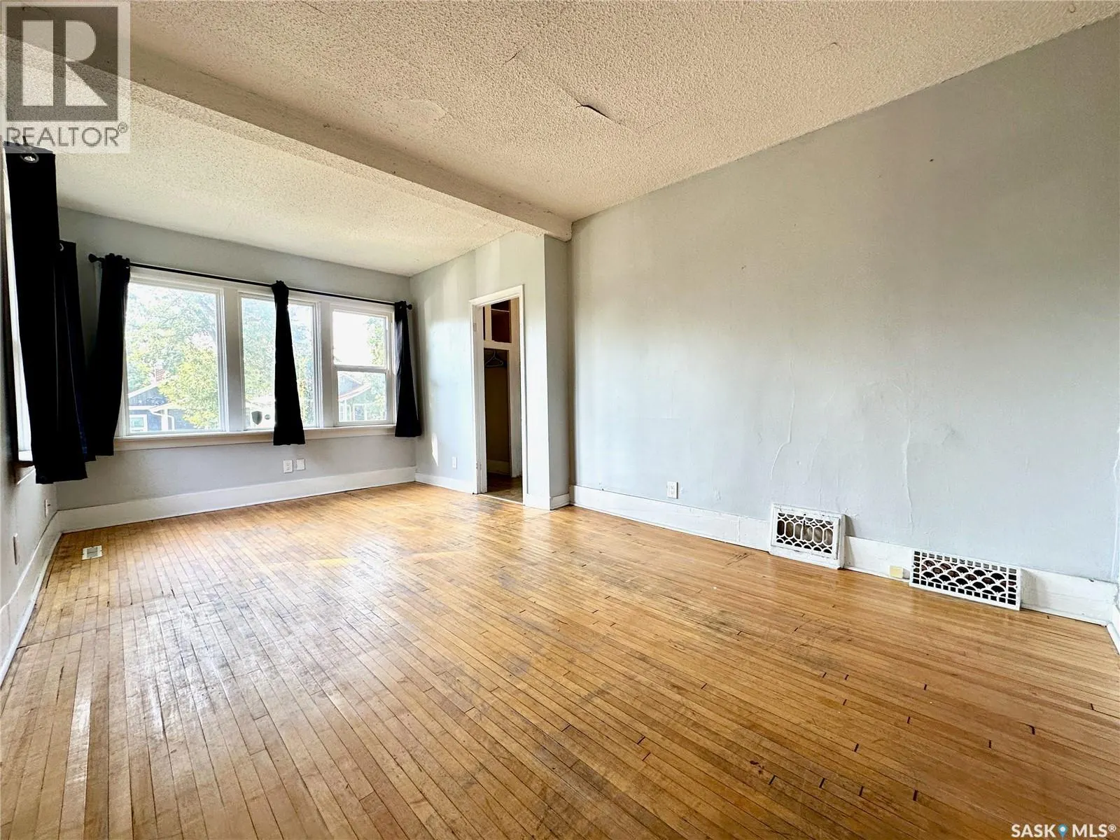 314 26th STREET W