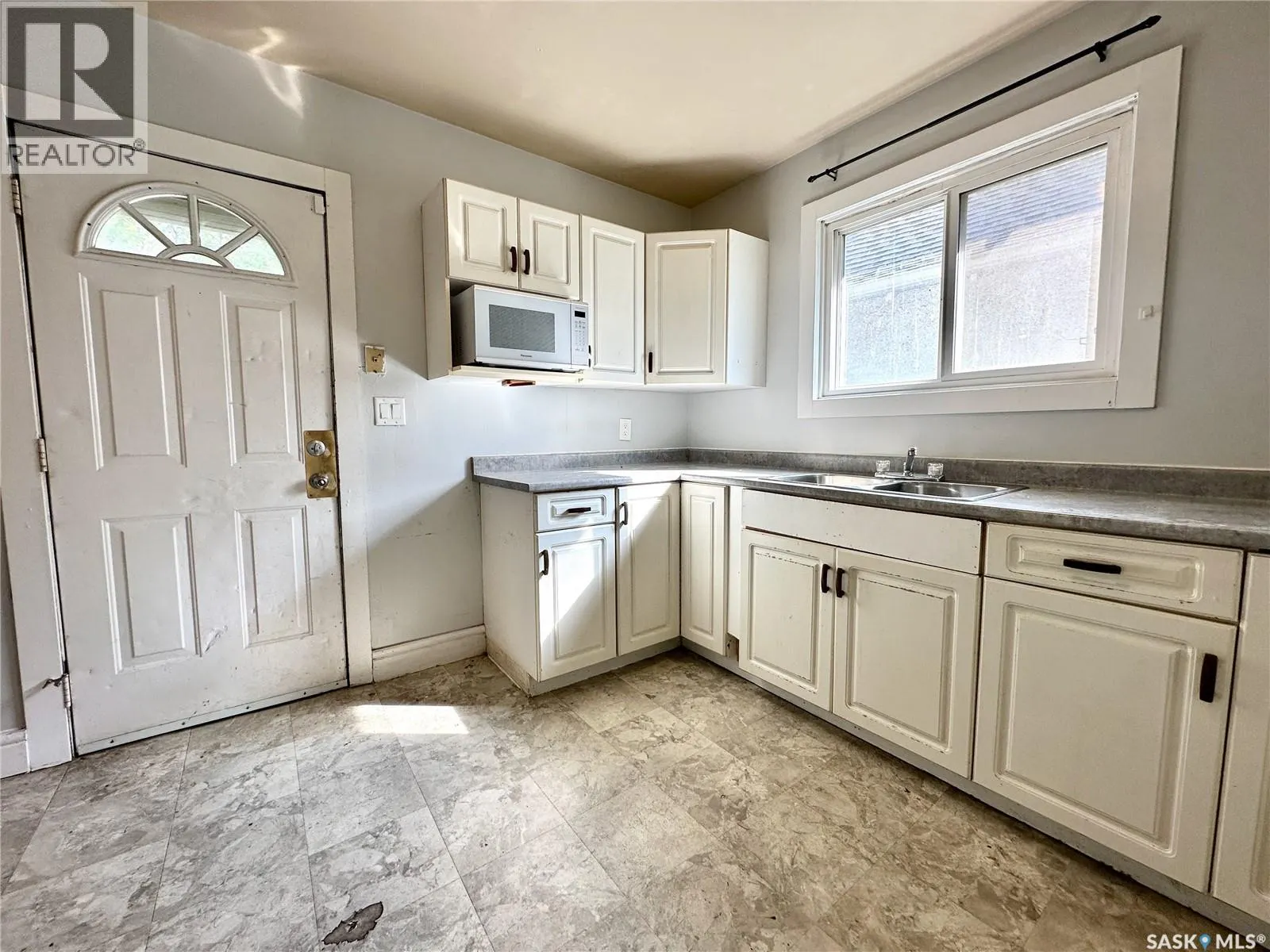314 26th STREET W