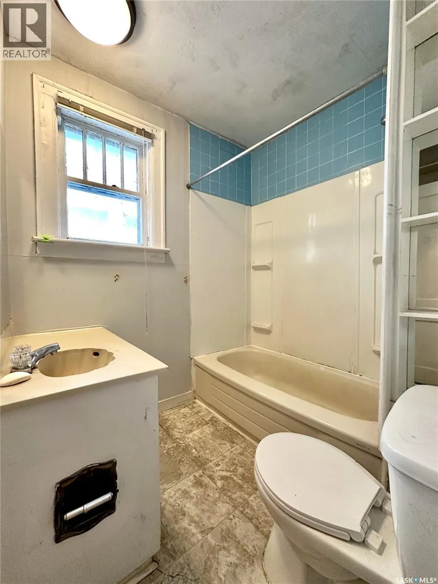 314 26th STREET W