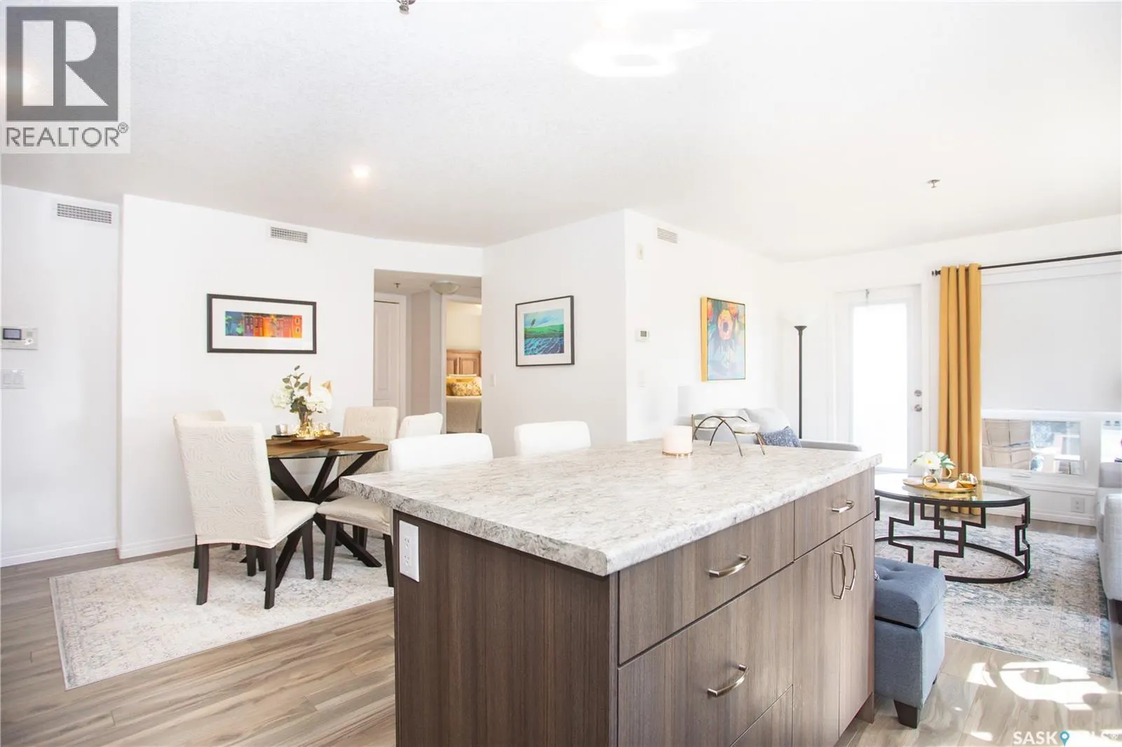 4205 108 Willis CRESCENT