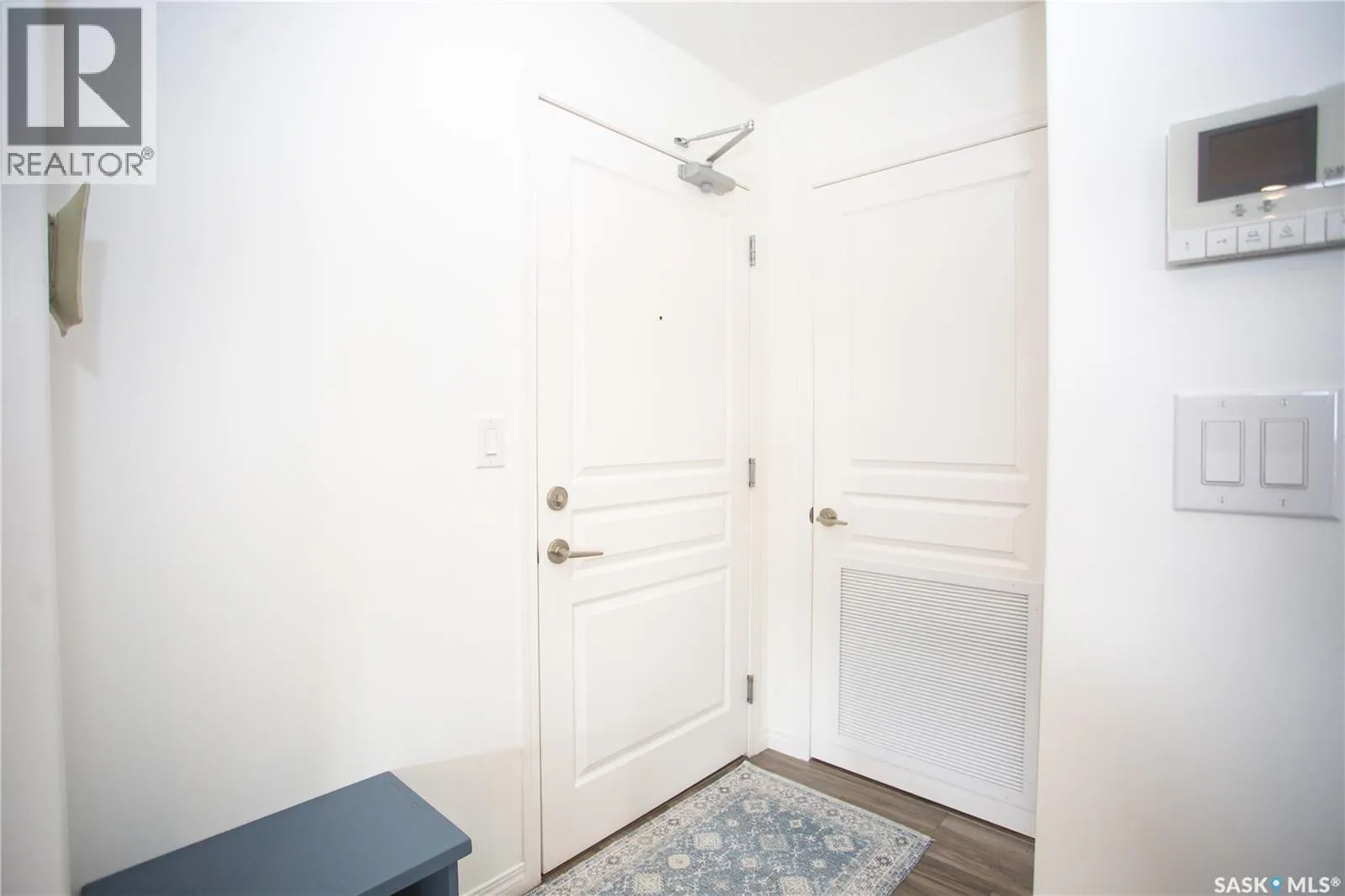 4205 108 Willis CRESCENT