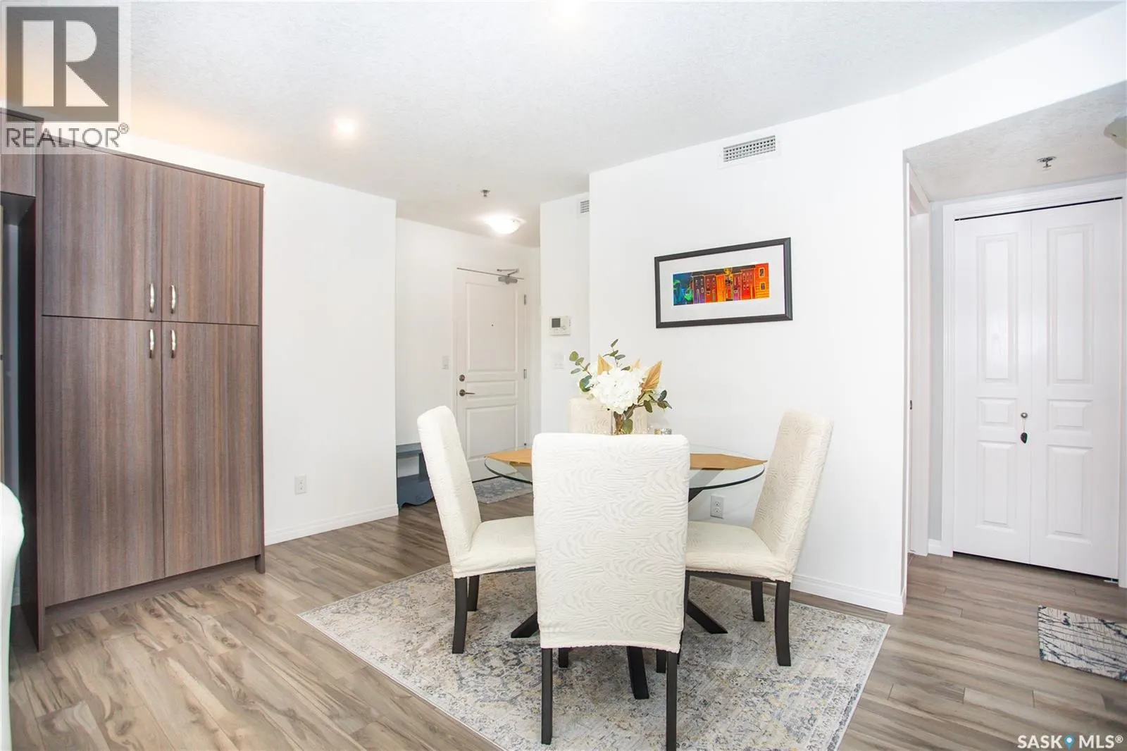4205 108 Willis CRESCENT