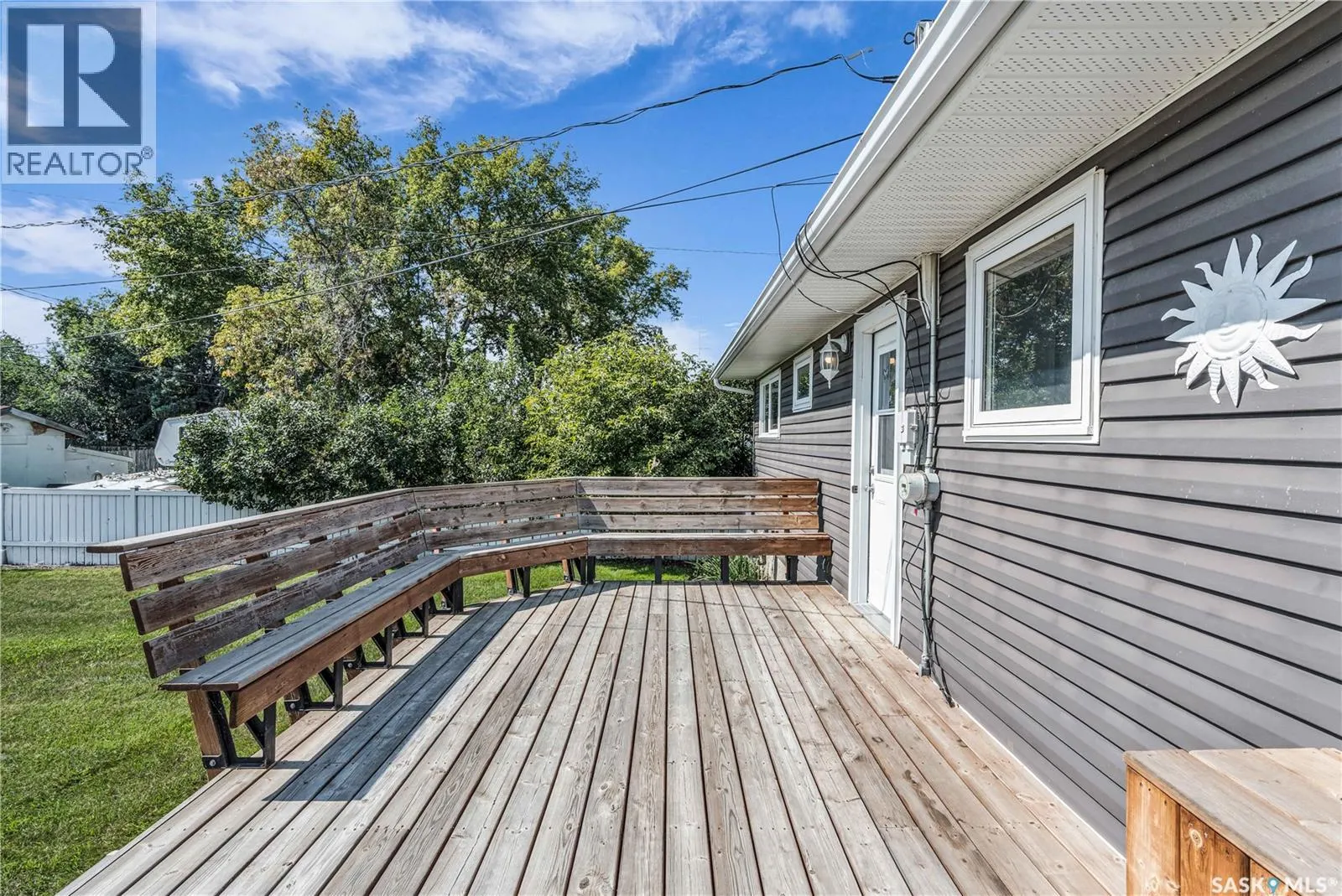 325 Riverside DRIVE