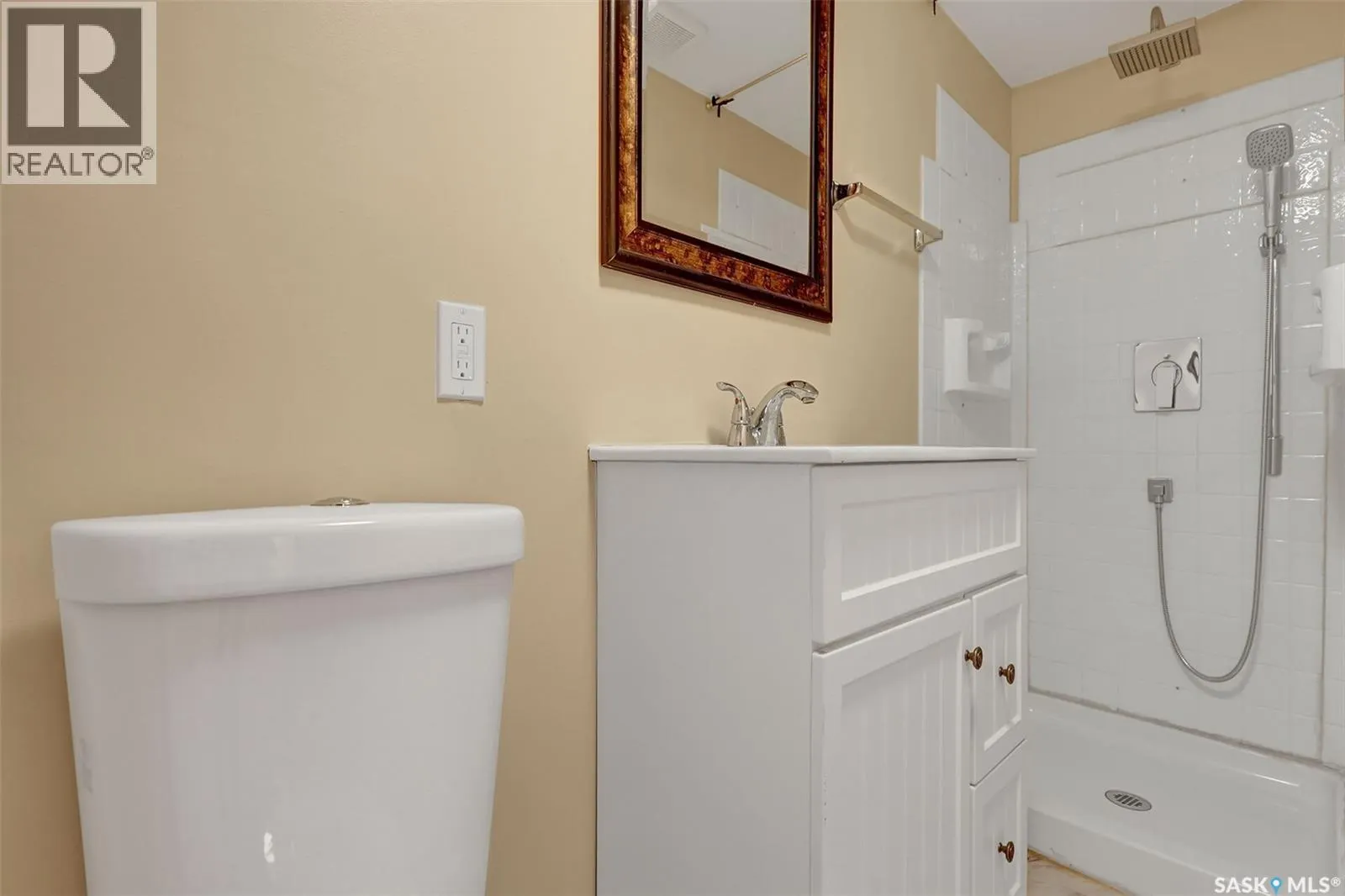 1430 Wascana HIGHLANDS