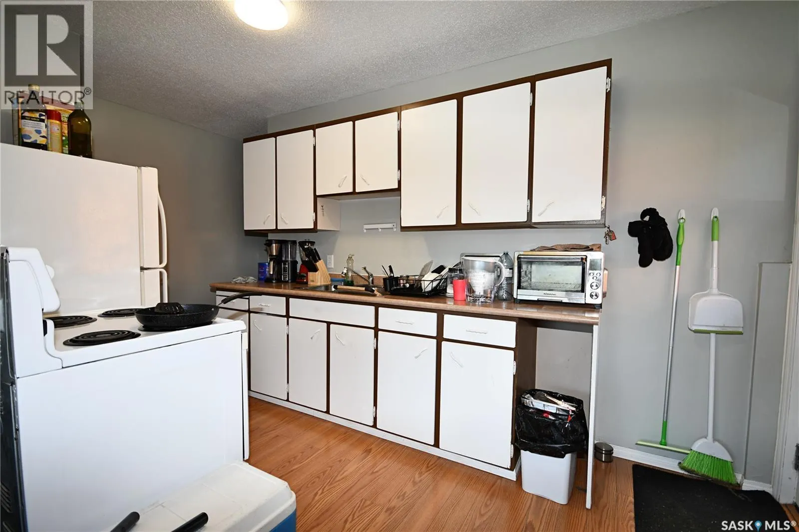 110 7th AVENUE S