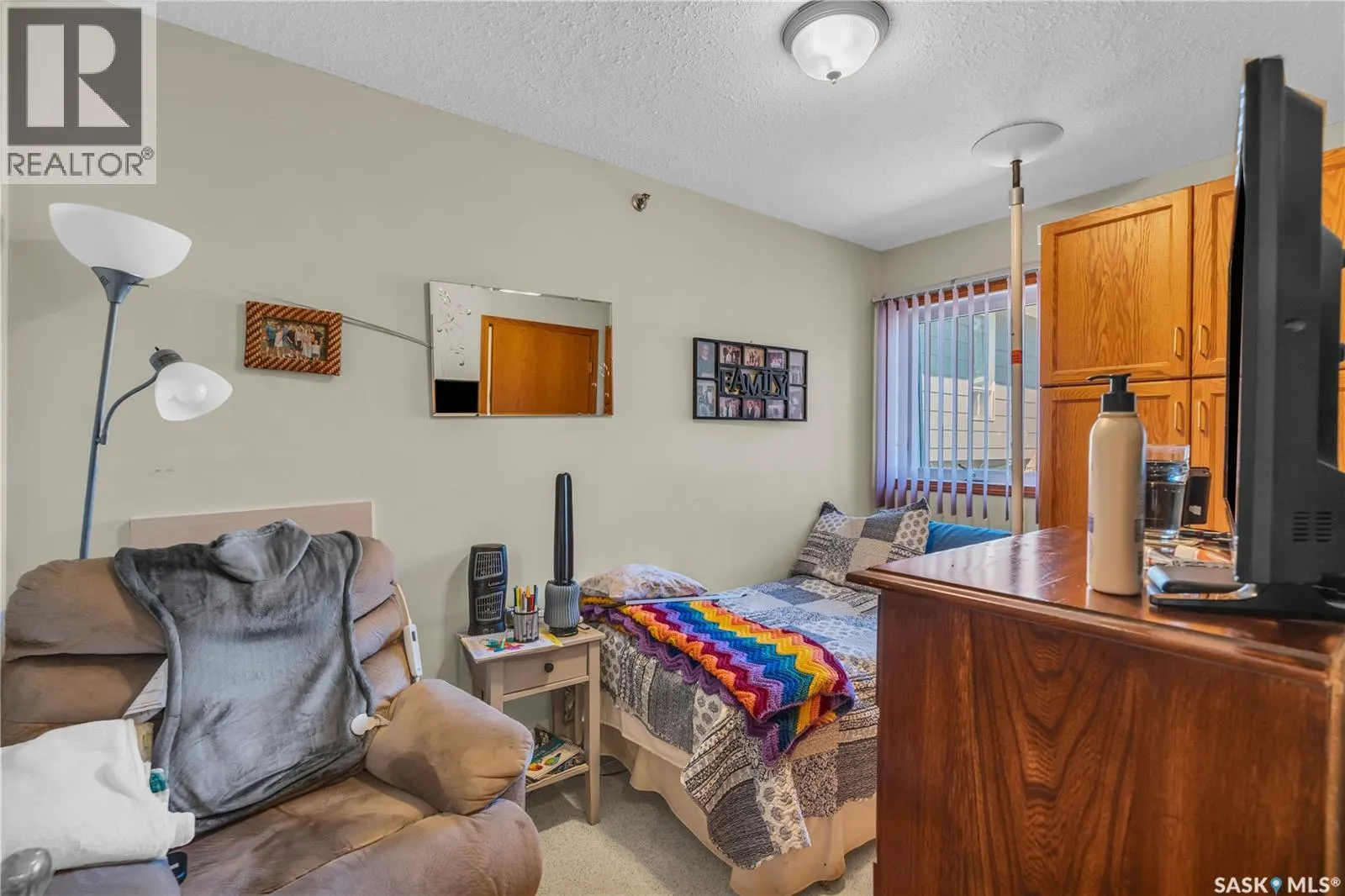 1007 Woodman CRESCENT