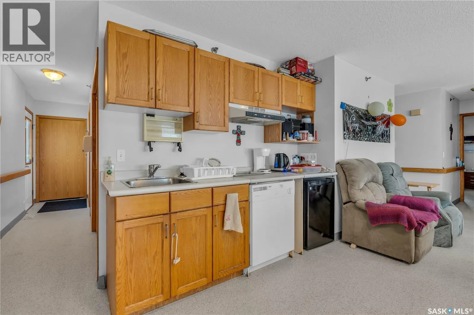 1007 Woodman CRESCENT