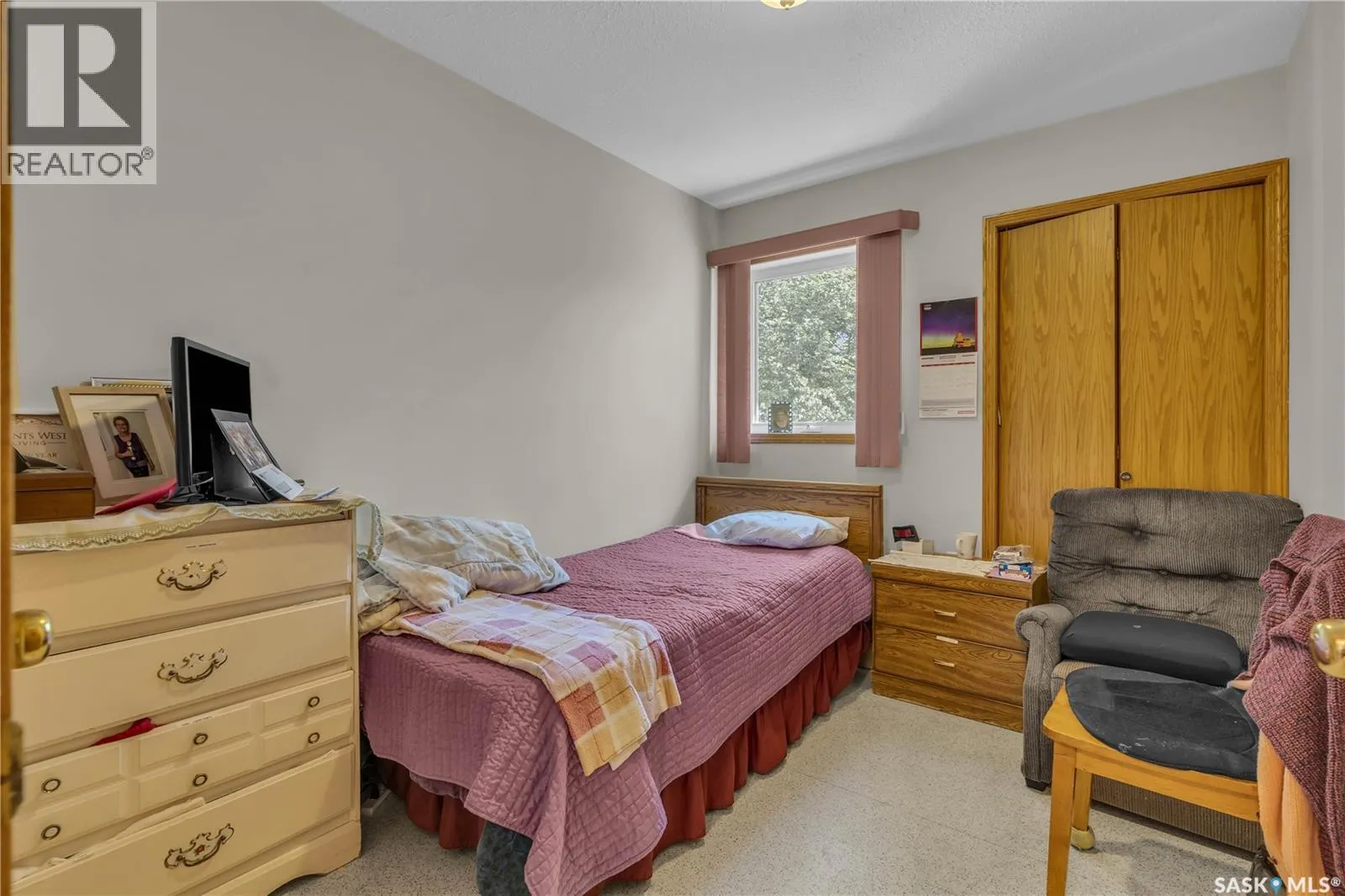 1007 Woodman CRESCENT