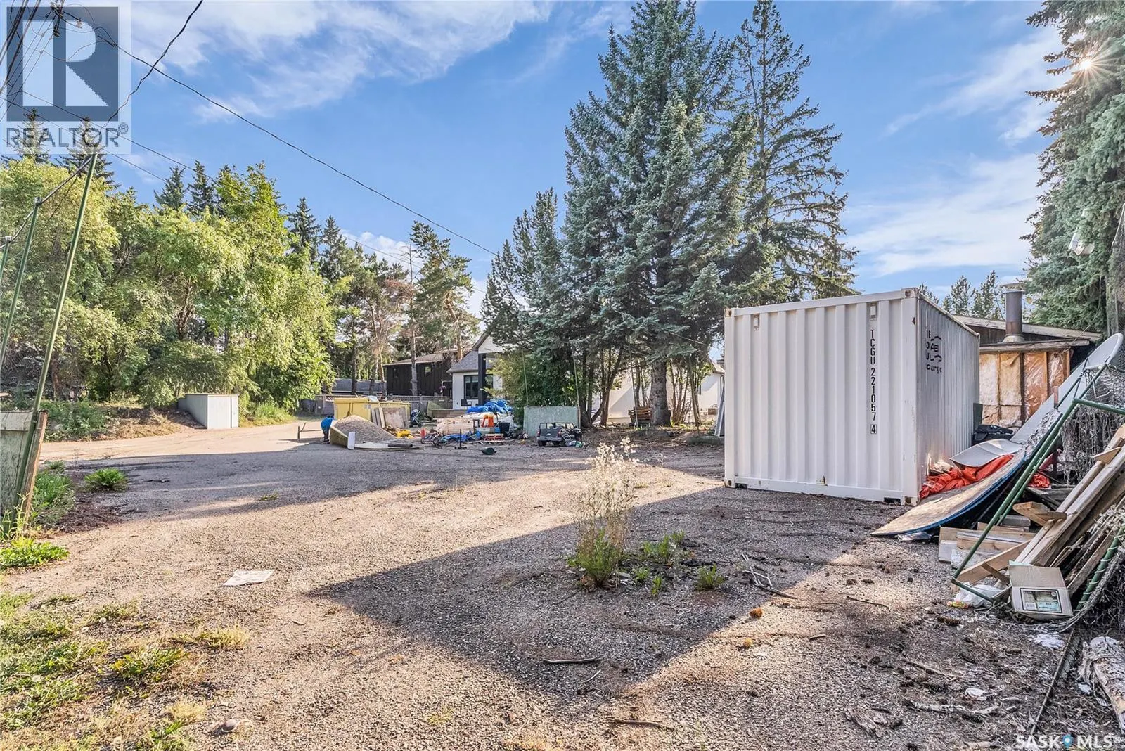 1218 Haida AVENUE
