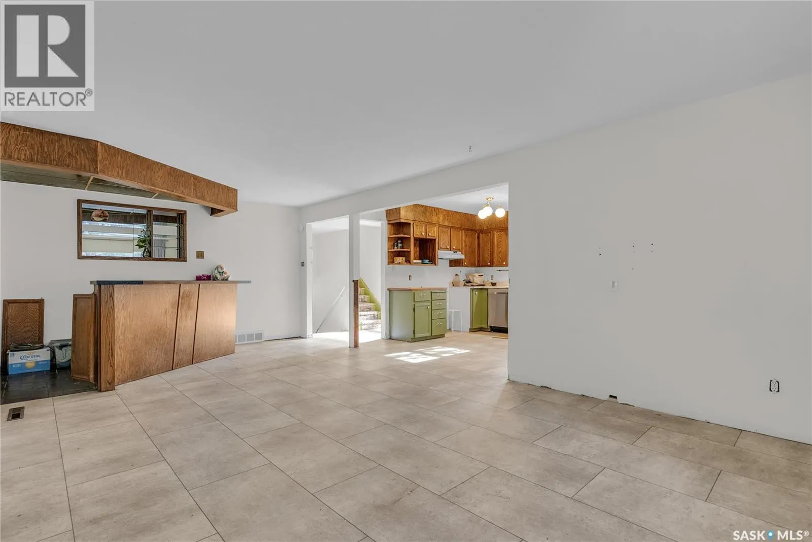 1218 Haida AVENUE