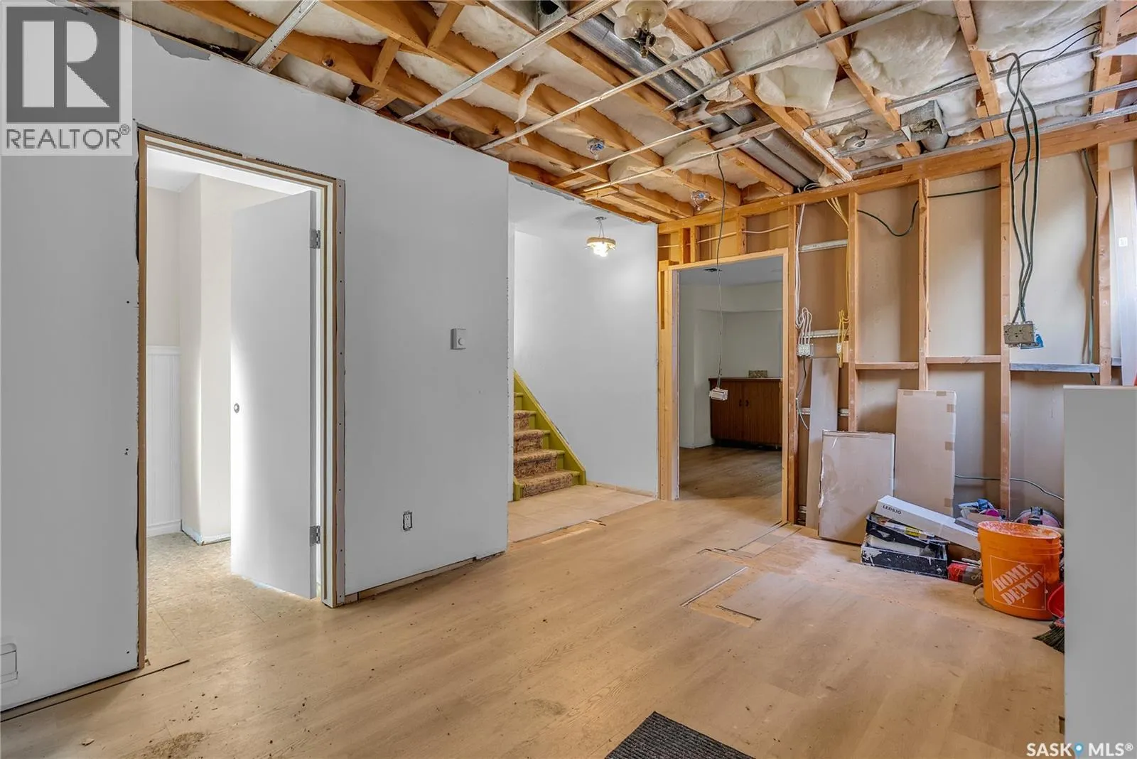 1218 Haida AVENUE