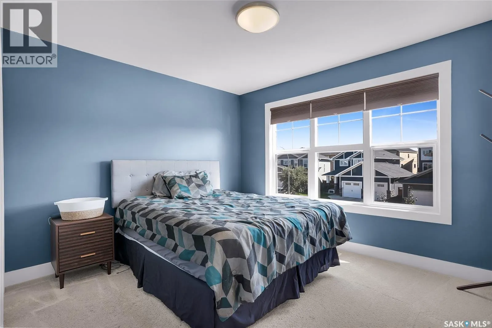 278 Eaton CRESCENT