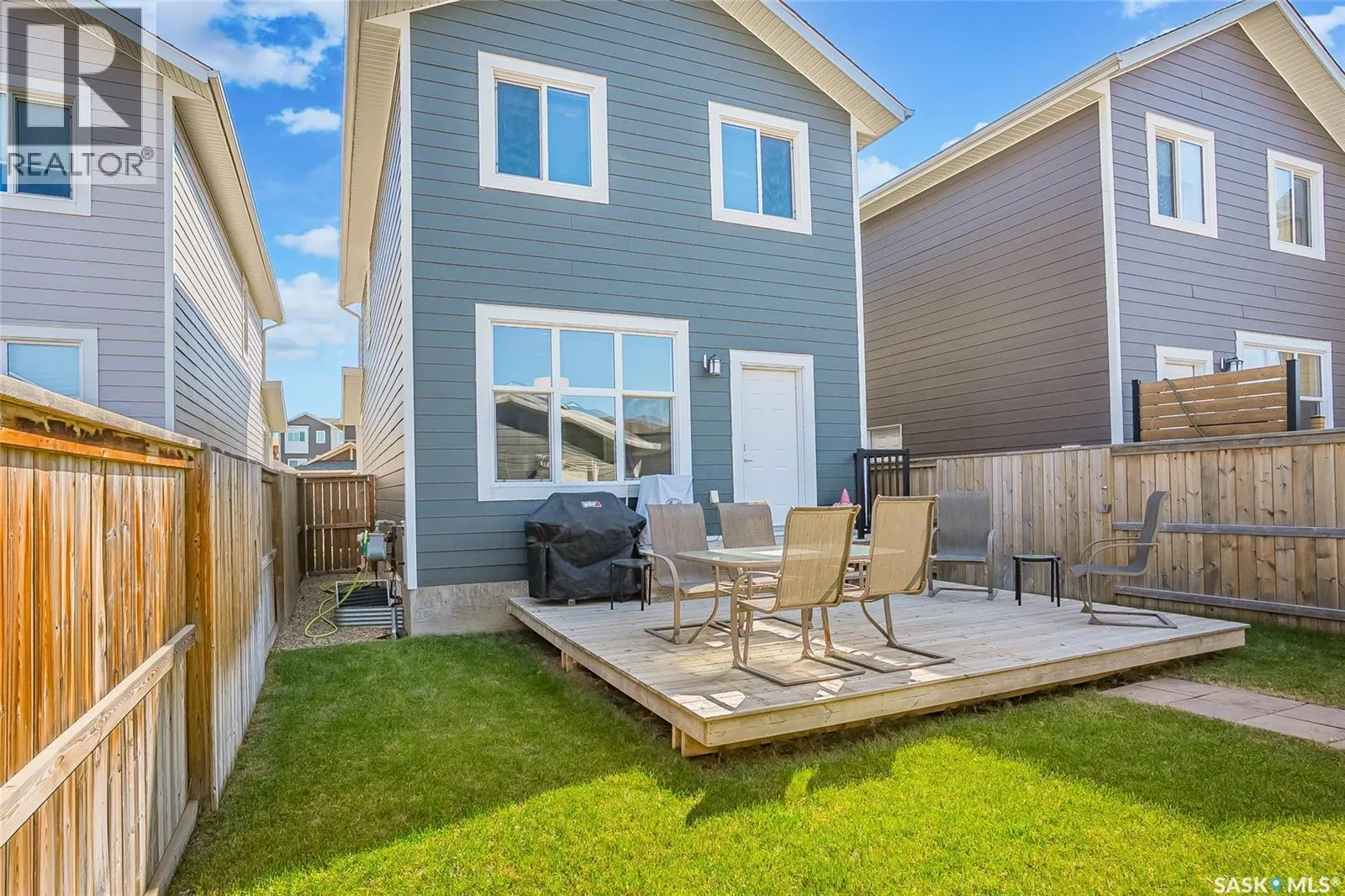 278 Eaton CRESCENT