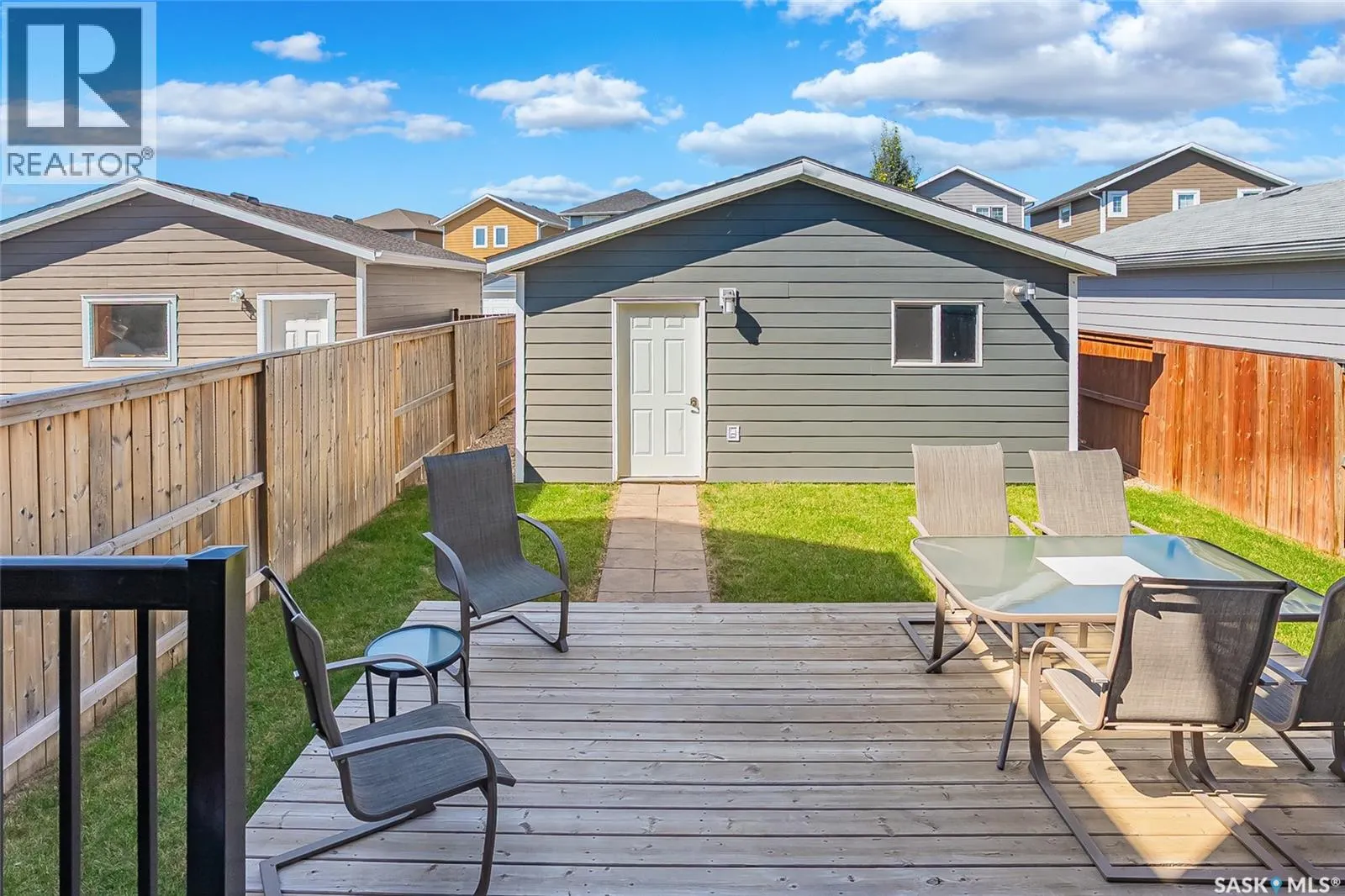 278 Eaton CRESCENT