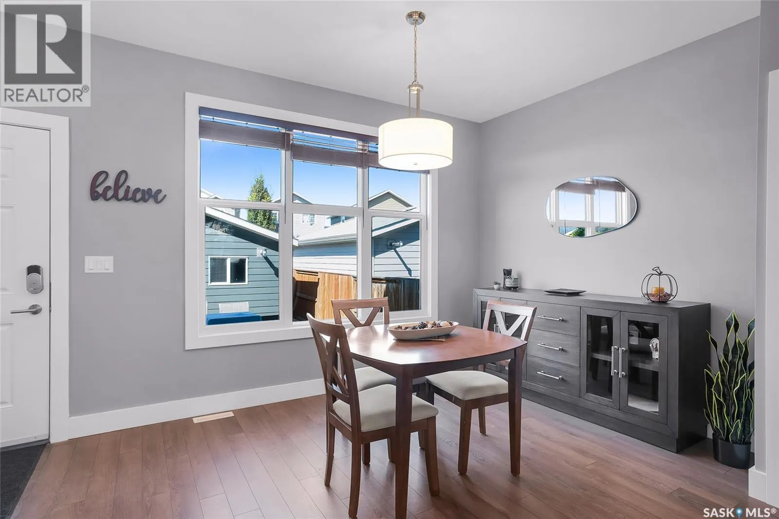 278 Eaton CRESCENT