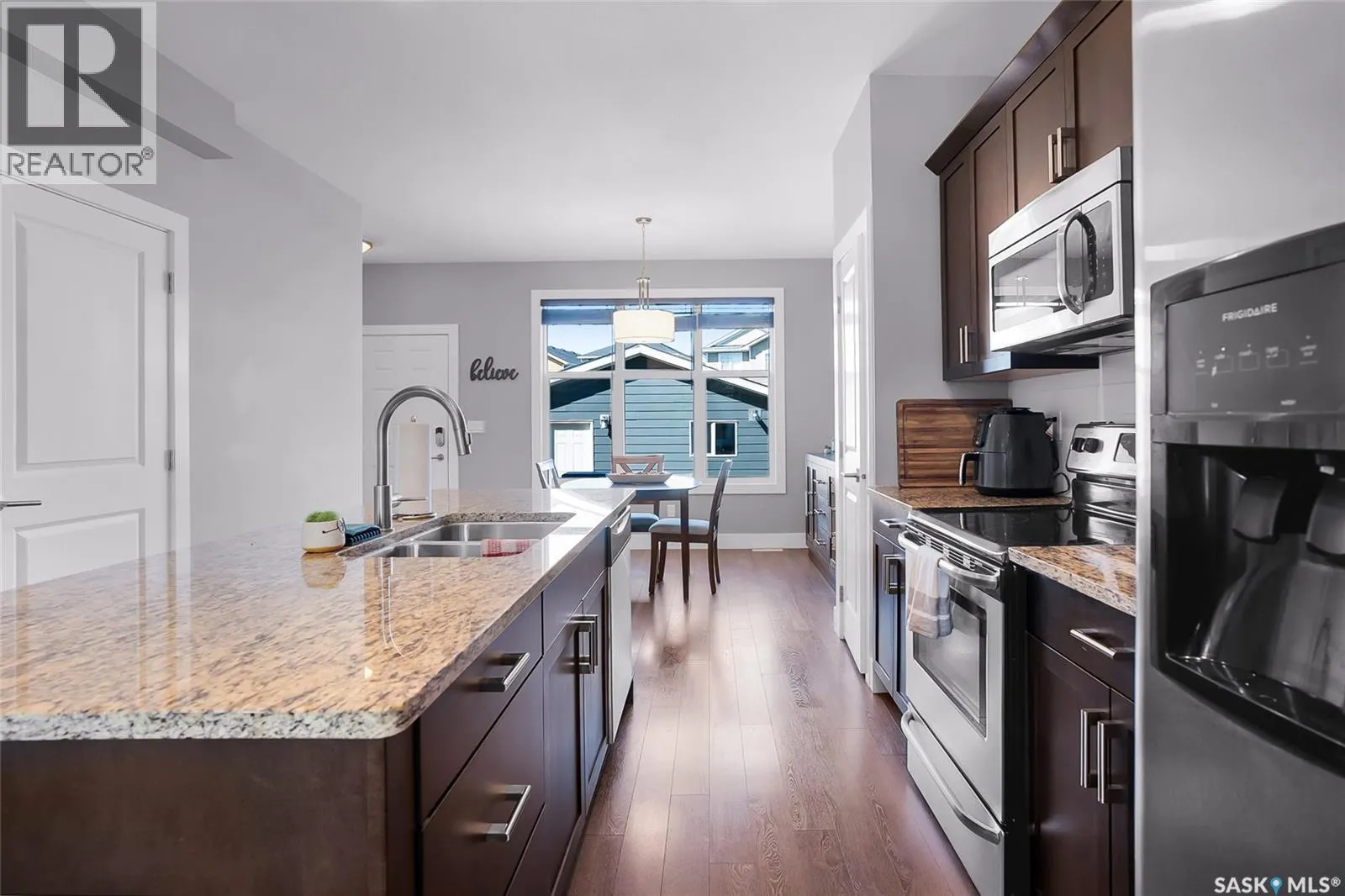 278 Eaton CRESCENT
