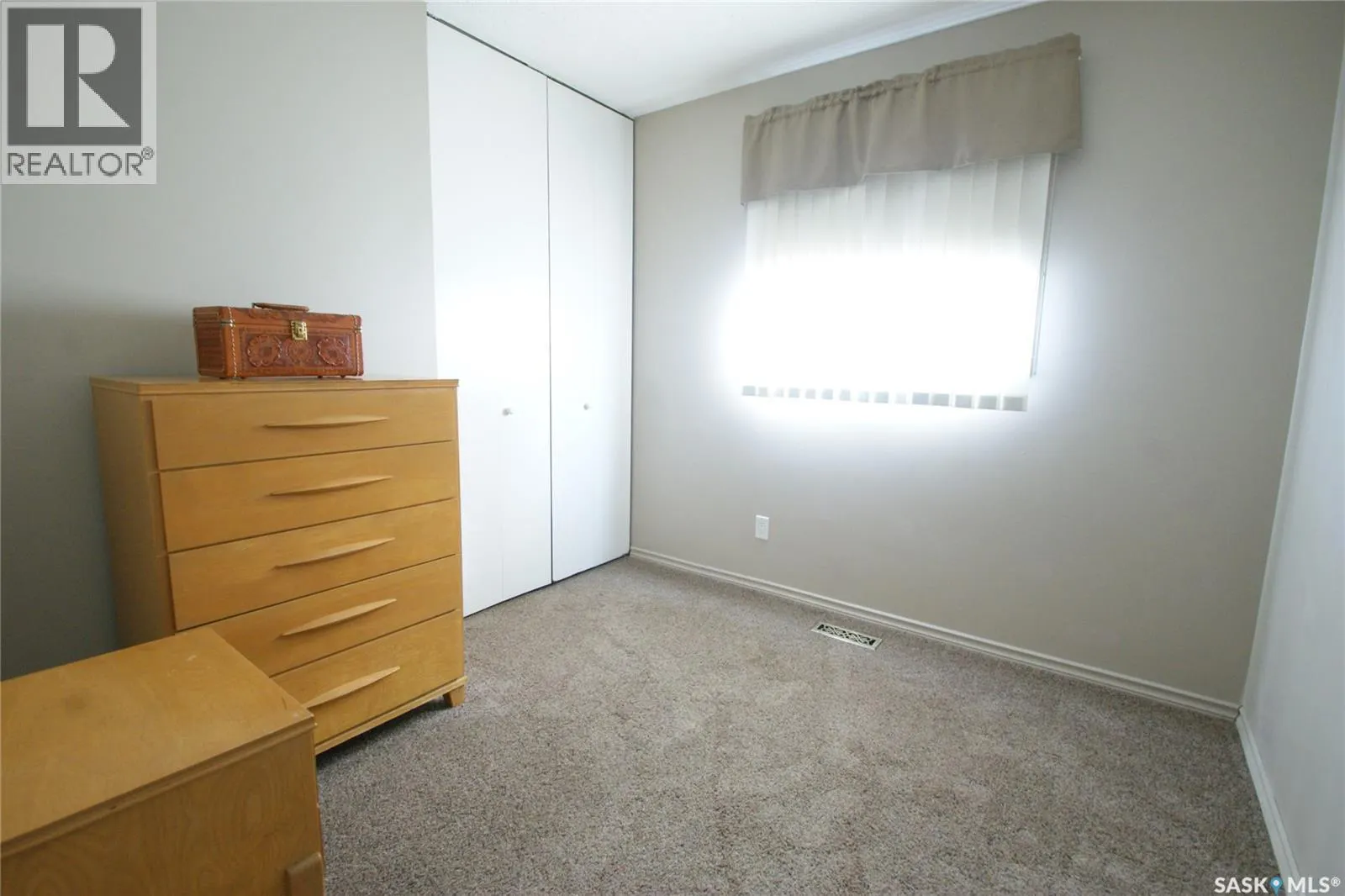 3209 33rd STREET W