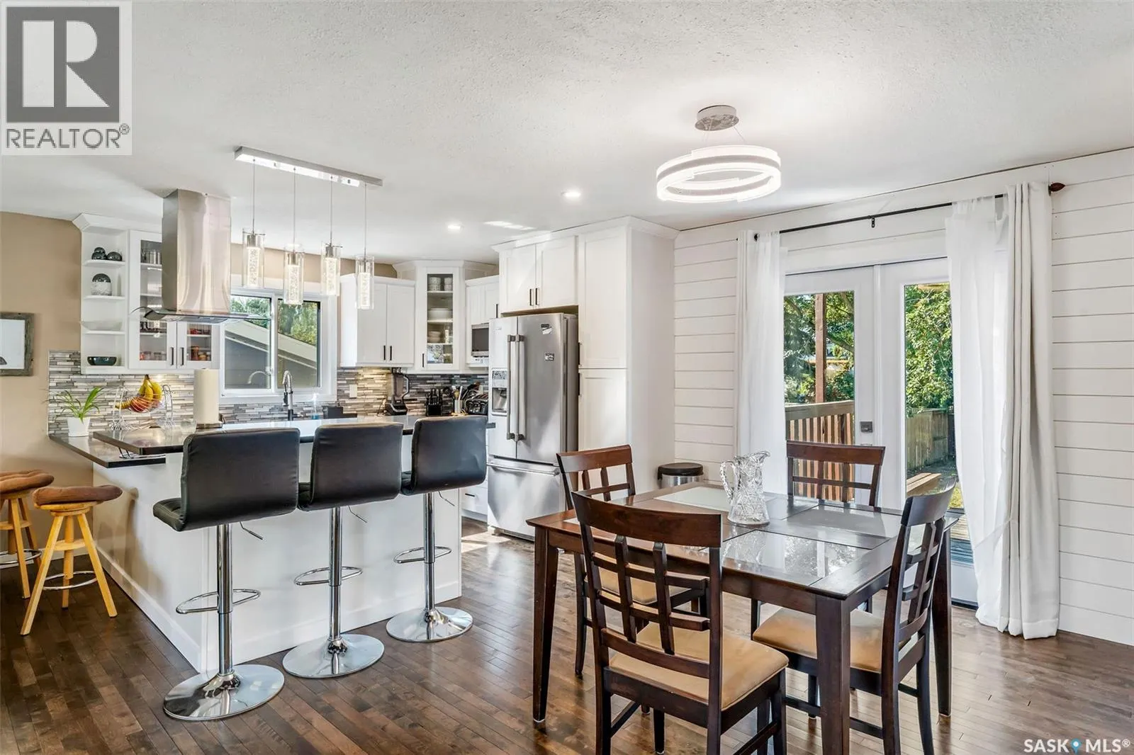 542 Redberry ROAD