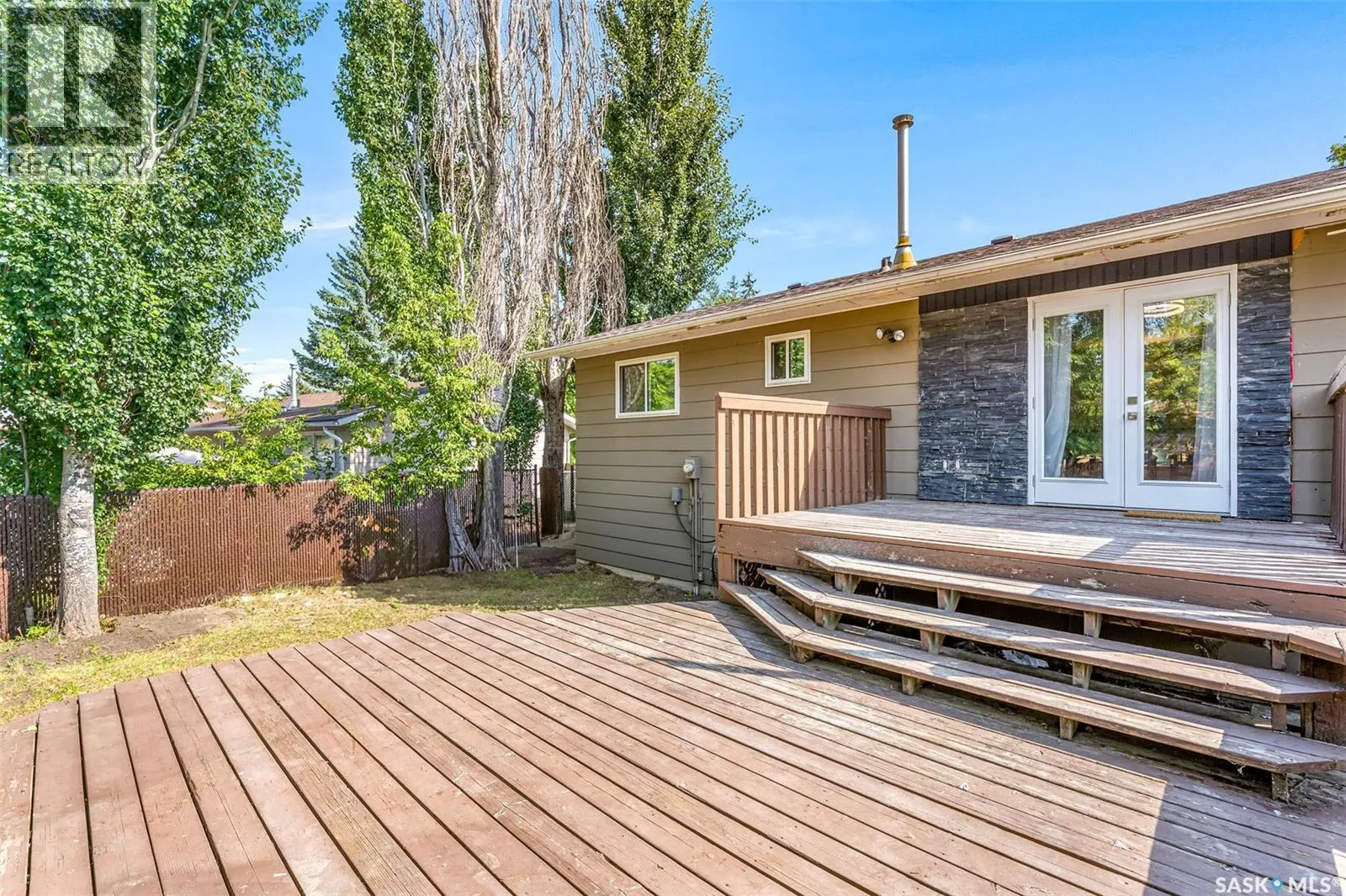 542 Redberry ROAD