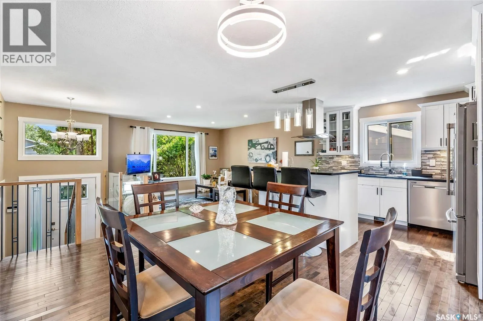 542 Redberry ROAD