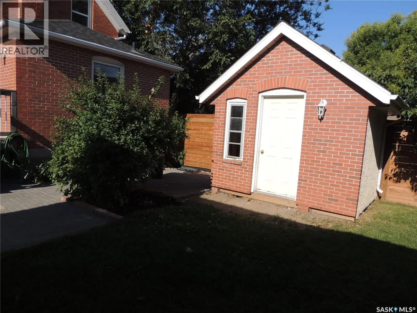 1525 3rd STREET