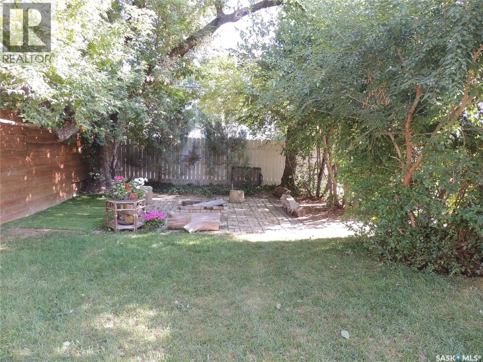 1525 3rd STREET