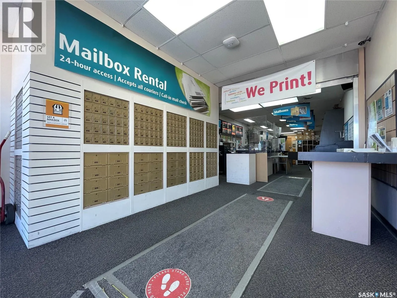 8B 3110 8th STREET E