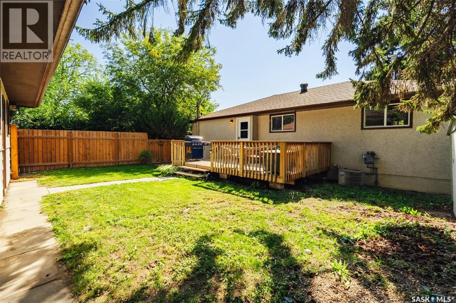 1125 Wilson CRESCENT