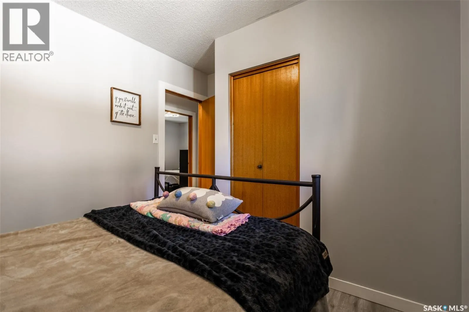 1125 Wilson CRESCENT