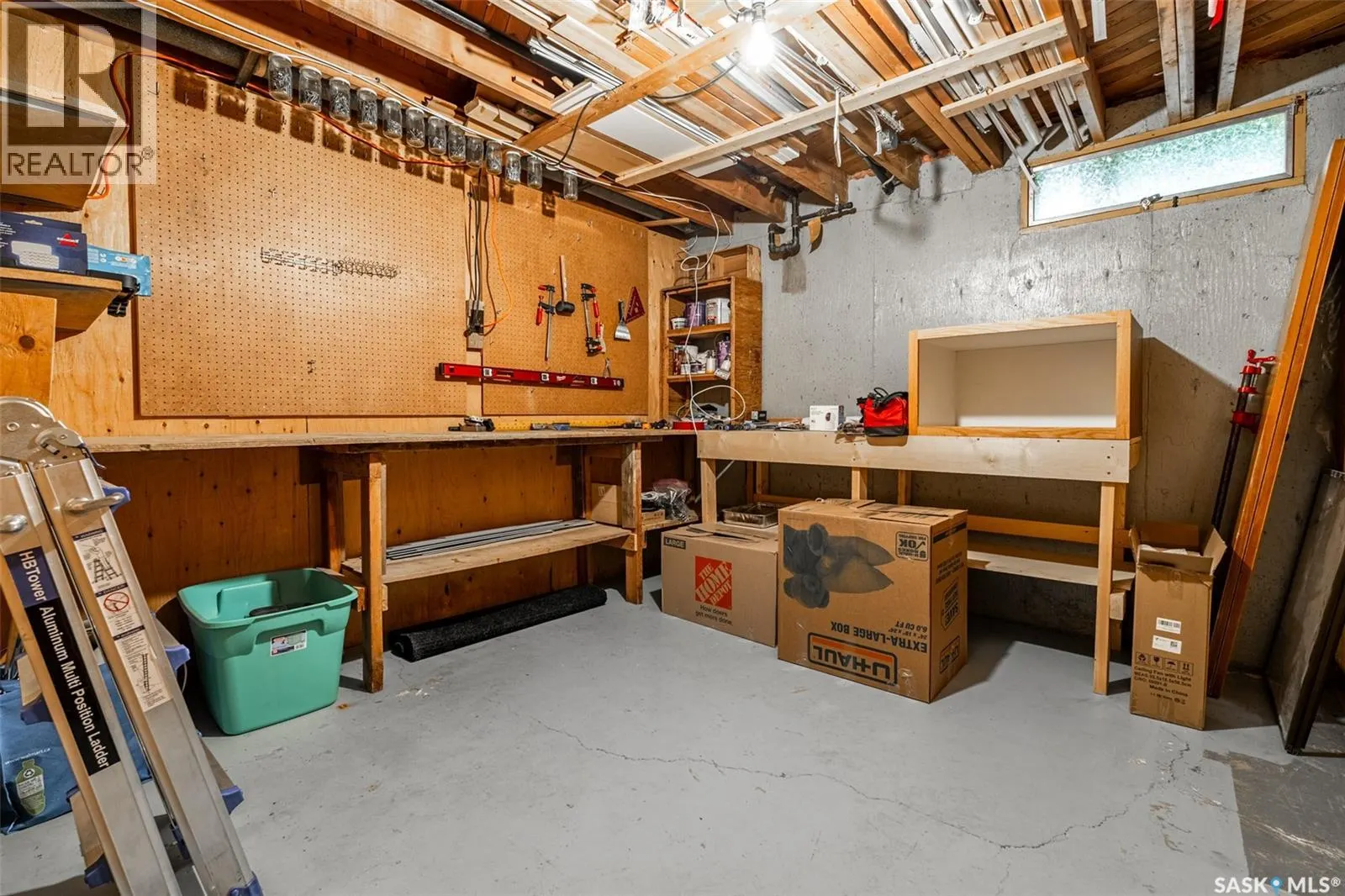 1125 Wilson CRESCENT