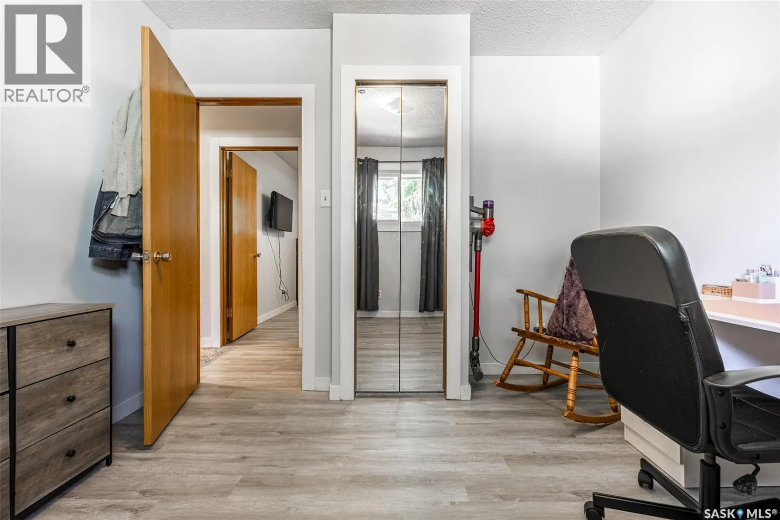 1125 Wilson CRESCENT