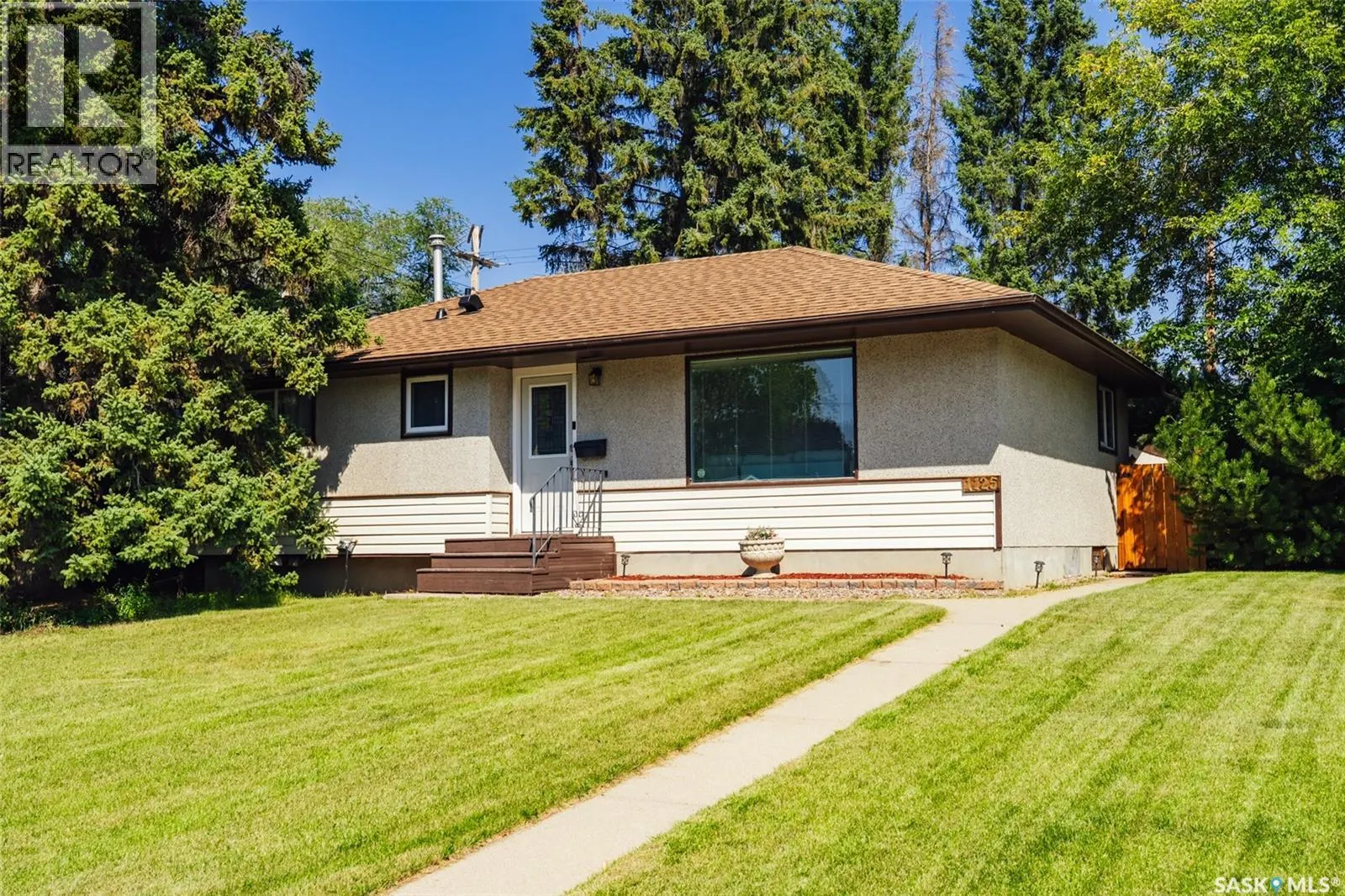 1125 Wilson CRESCENT