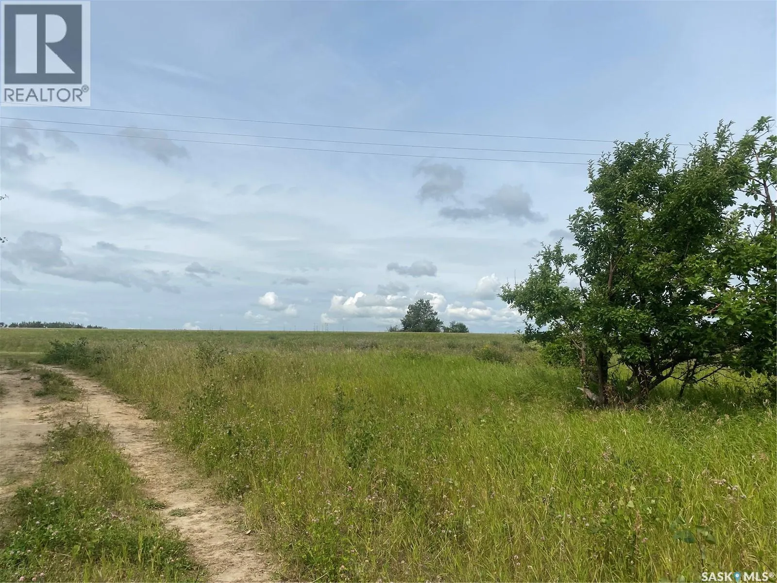 HWY 2 N acreage land