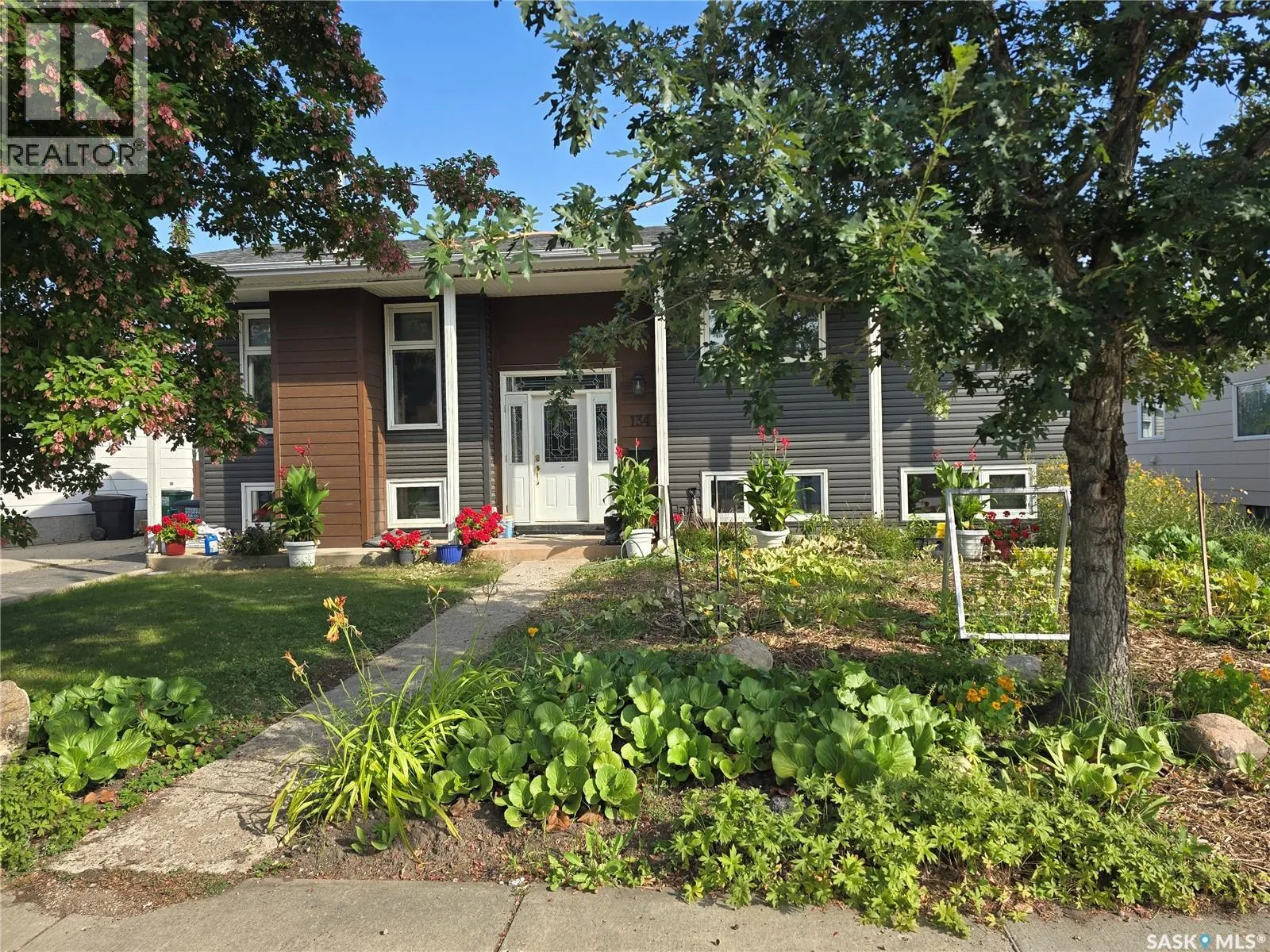 134 Heise CRESCENT