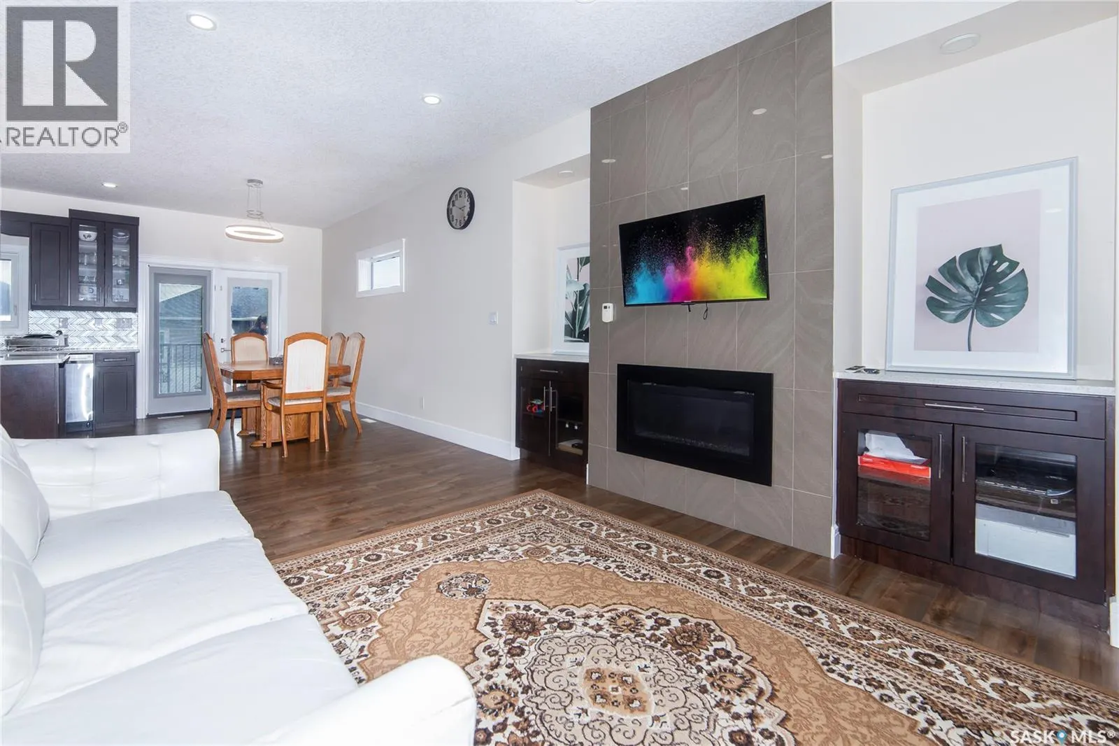 211 Settler CRESCENT