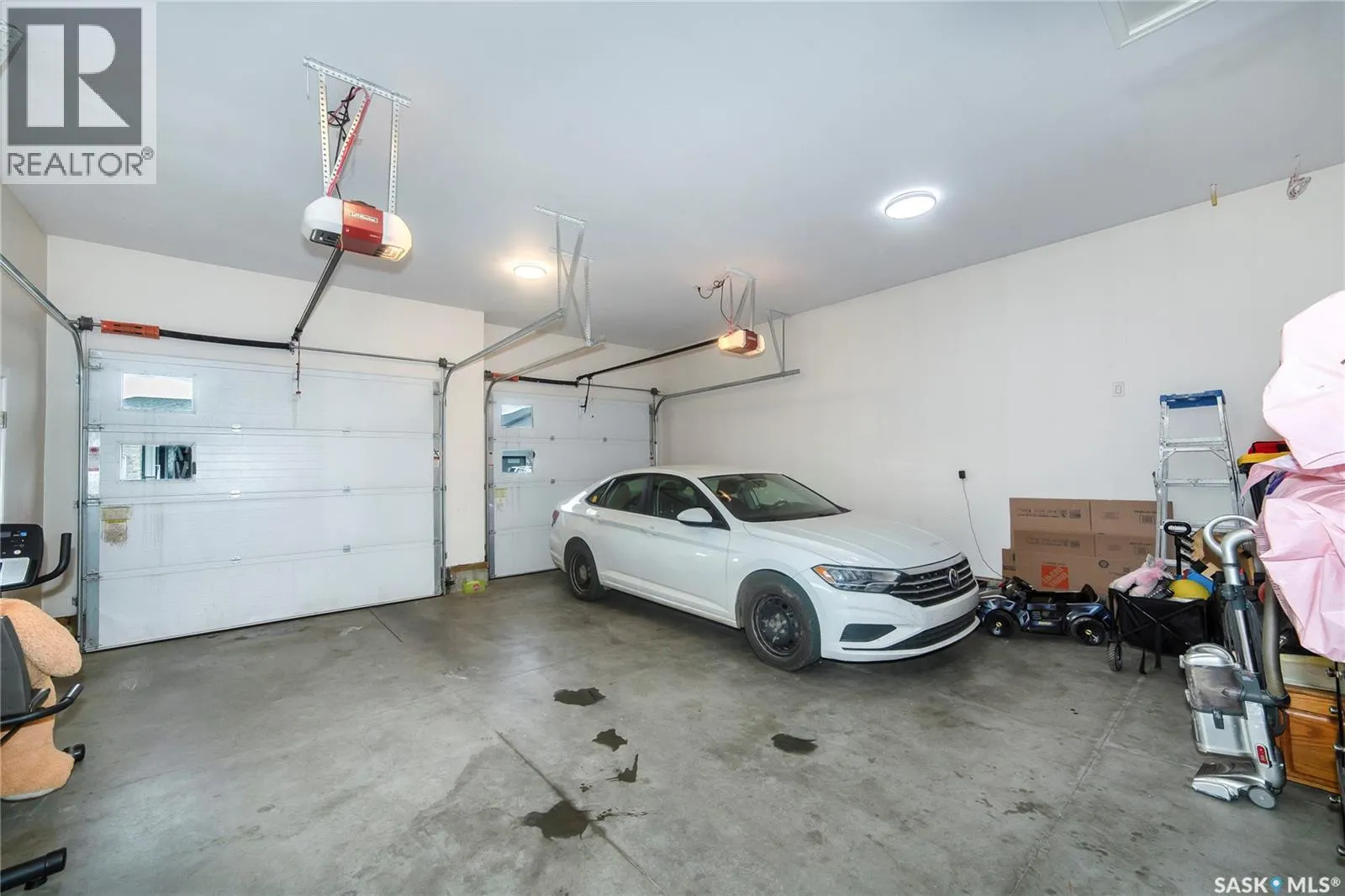 211 Settler CRESCENT