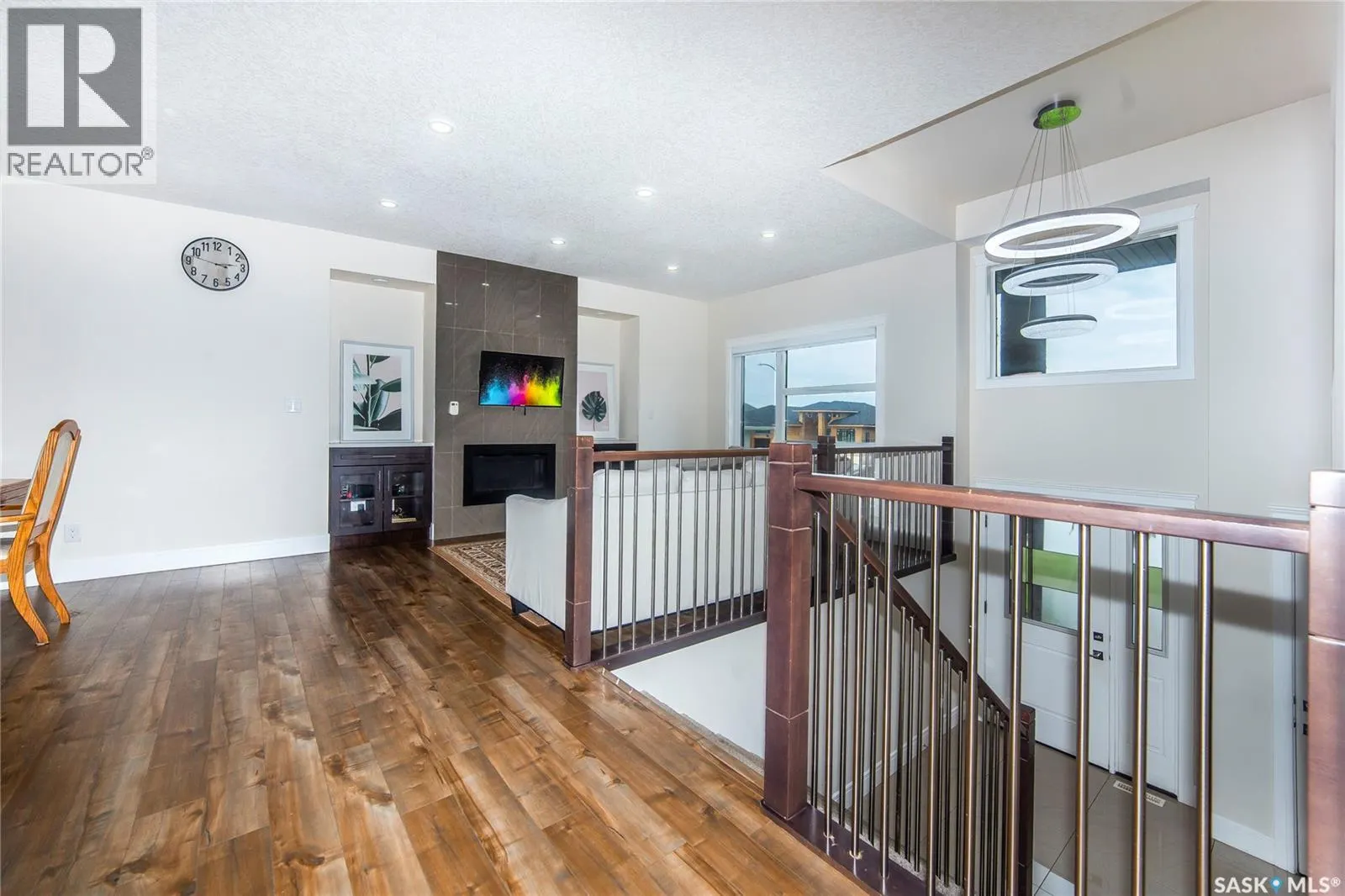 211 Settler CRESCENT