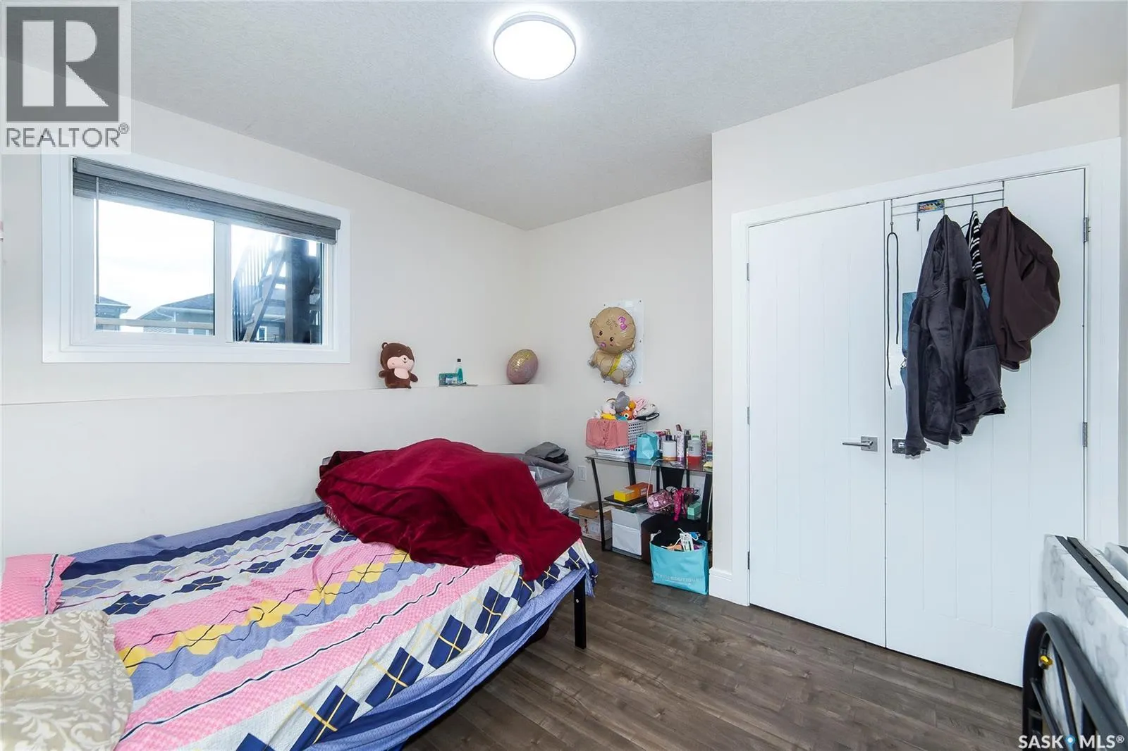211 Settler CRESCENT