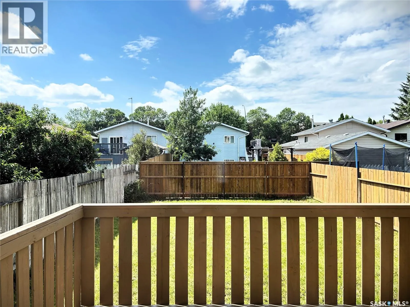 242 Lochrie CRESCENT