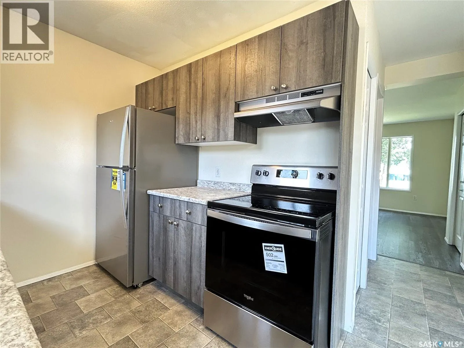 242 Lochrie CRESCENT