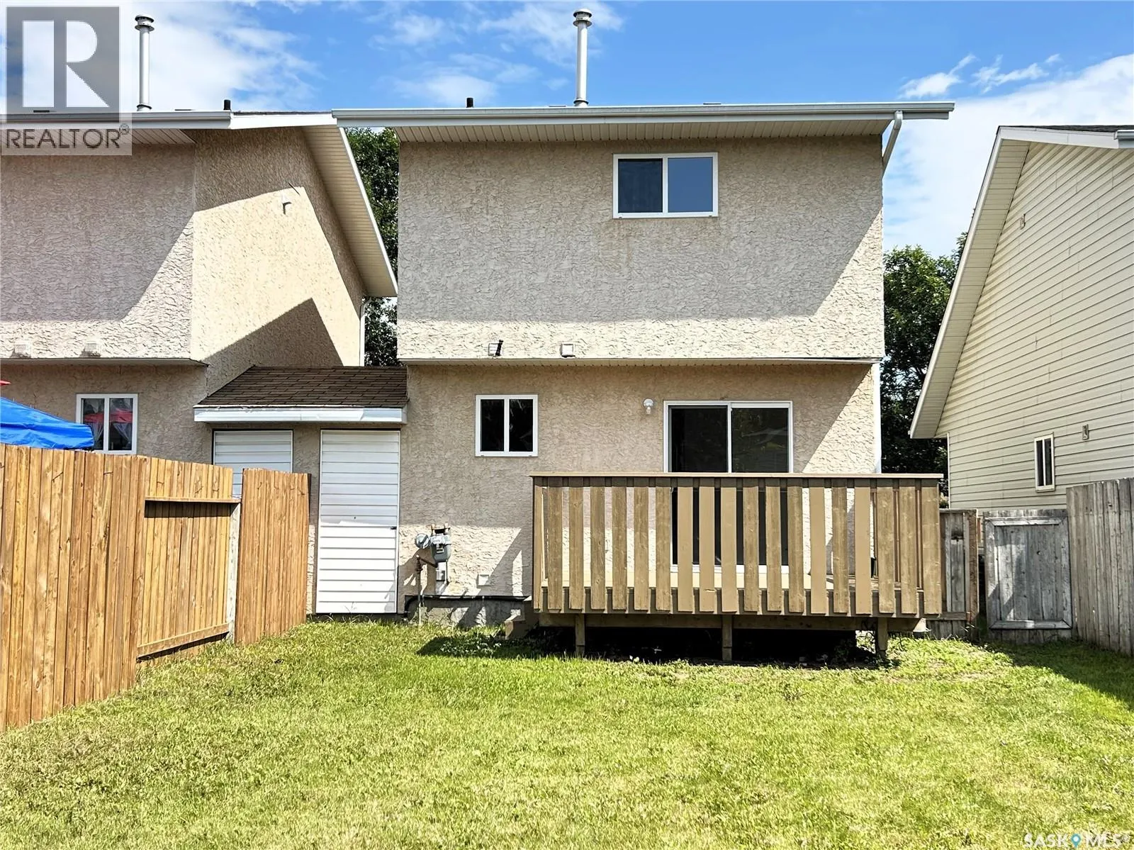 242 Lochrie CRESCENT