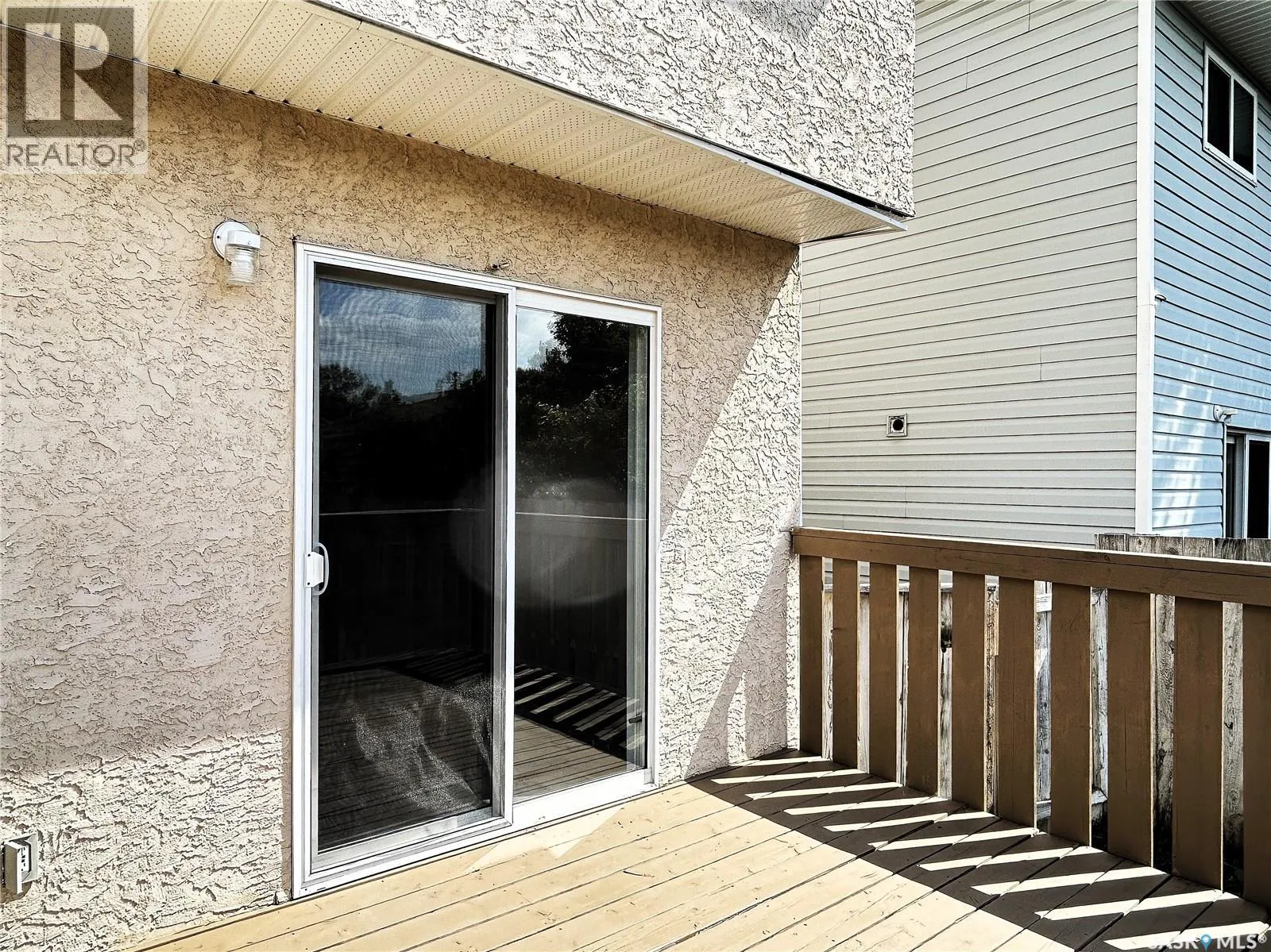 242 Lochrie CRESCENT