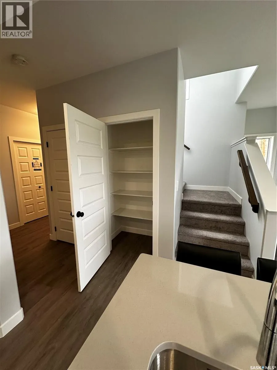 504 Myles Heidt MANOR